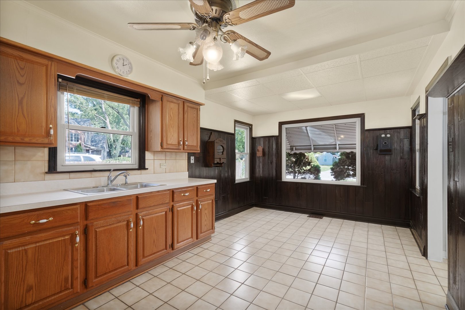 9100 Lynwood Drive