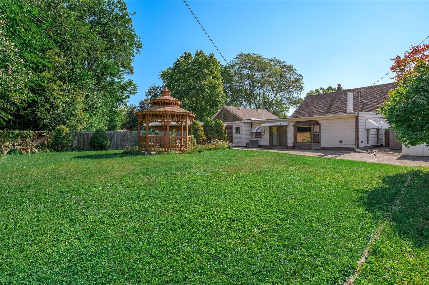 9100 Lynwood Drive