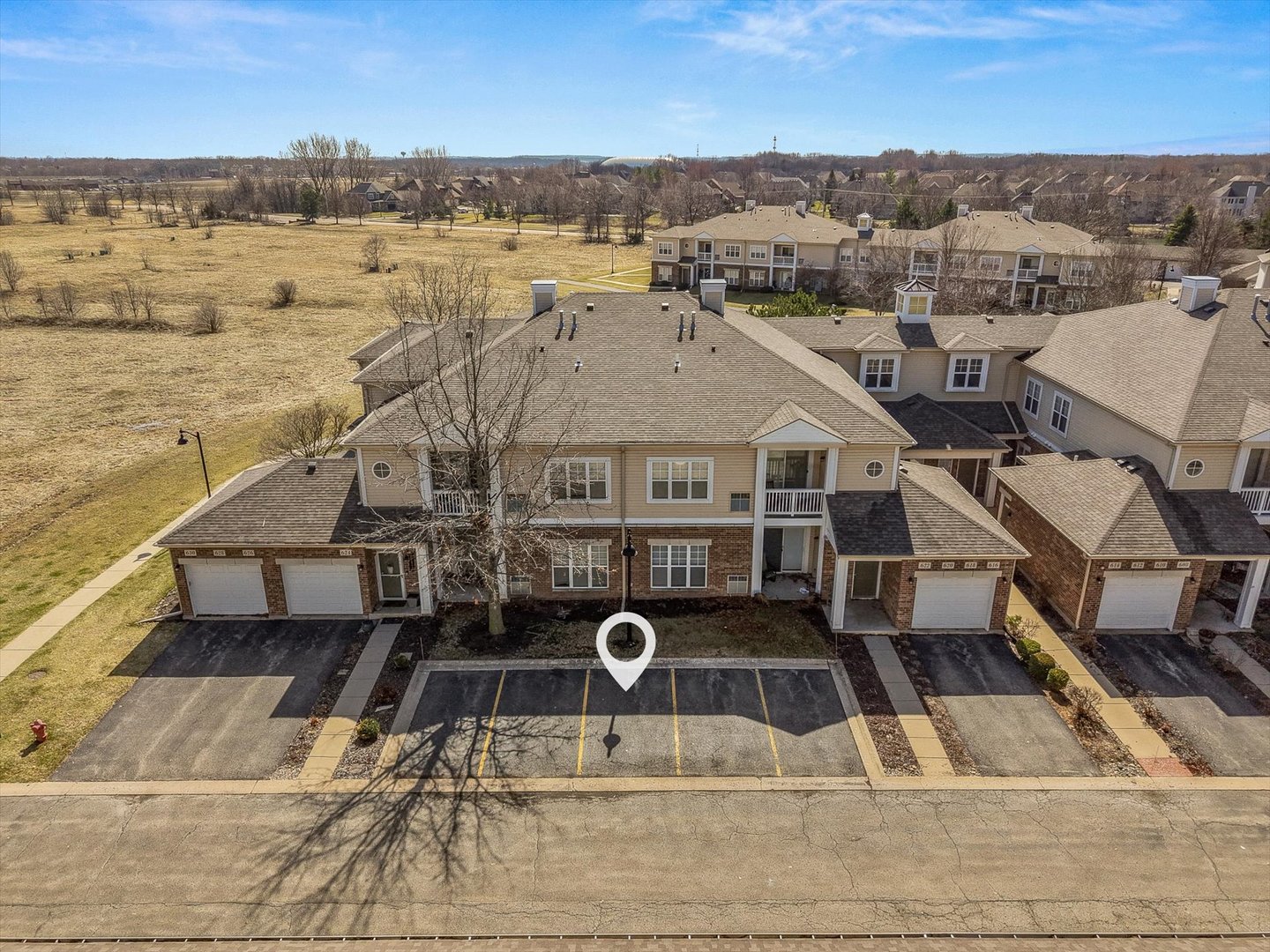 620 Pineridge Drive N Unit: 620
