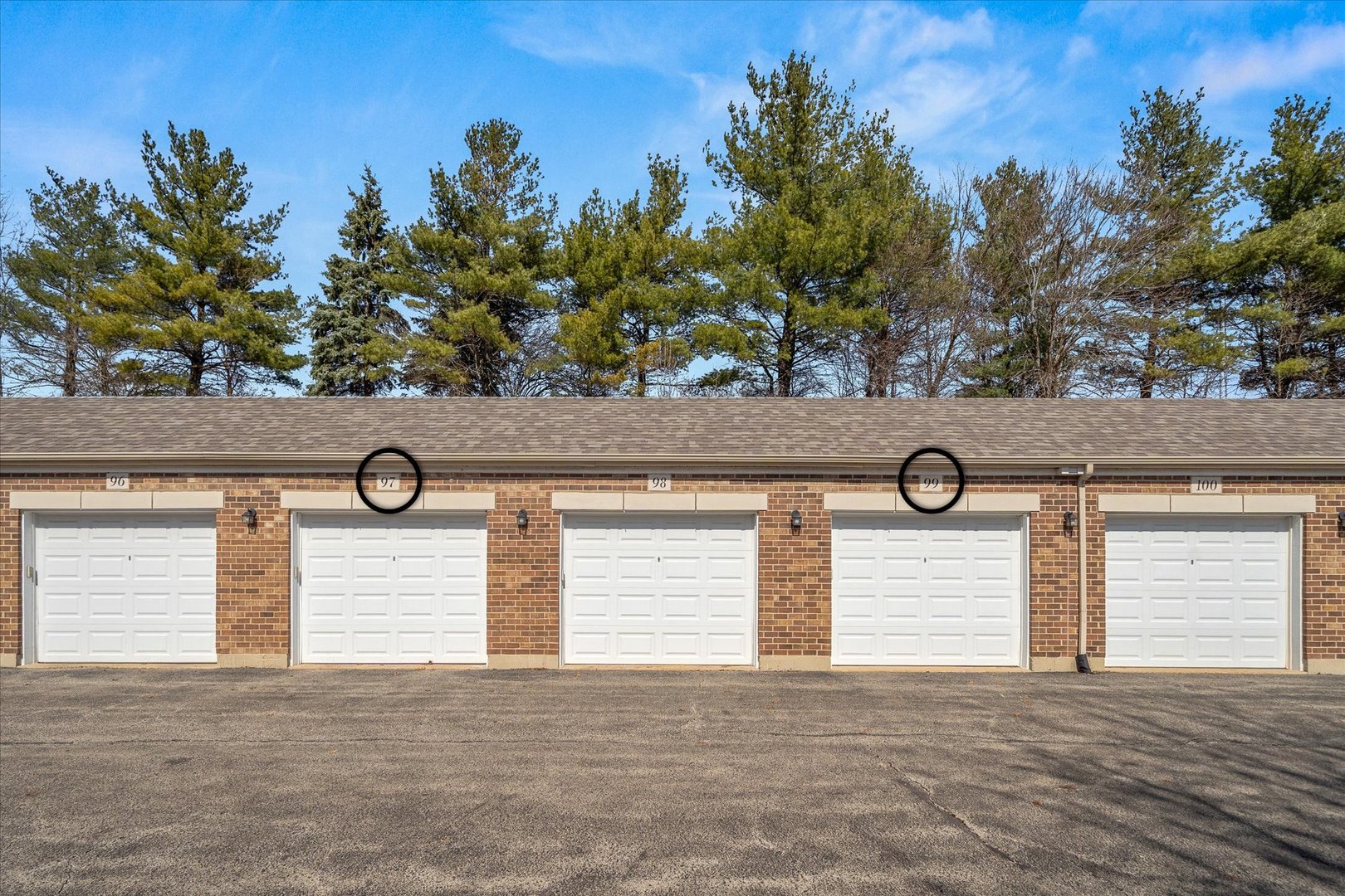 620 Pineridge Drive N Unit: 620