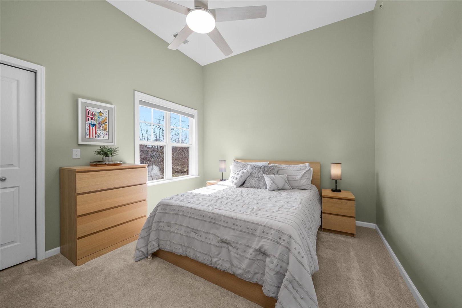 620 Pineridge Drive N Unit: 620