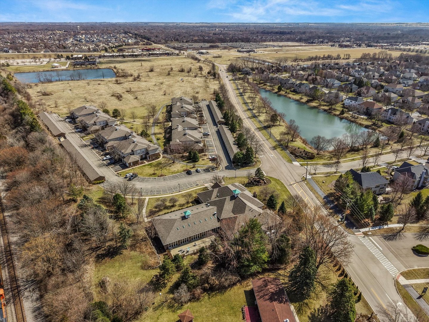 620 Pineridge Drive N Unit: 620