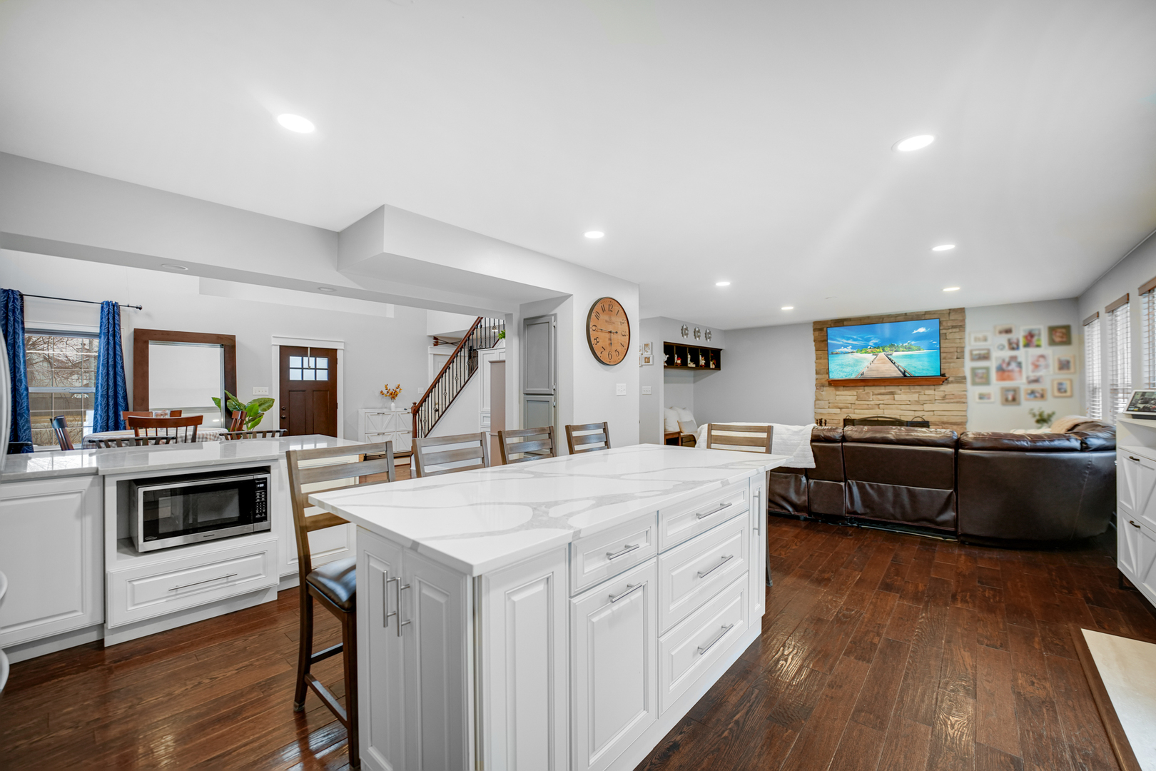 2508 Falls Court