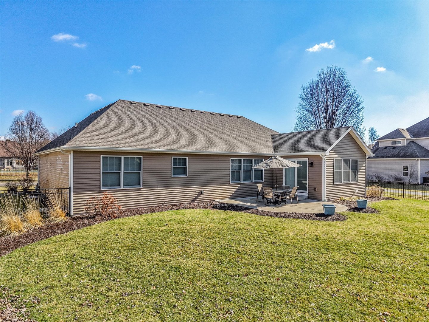 1262 Deerpath Drive