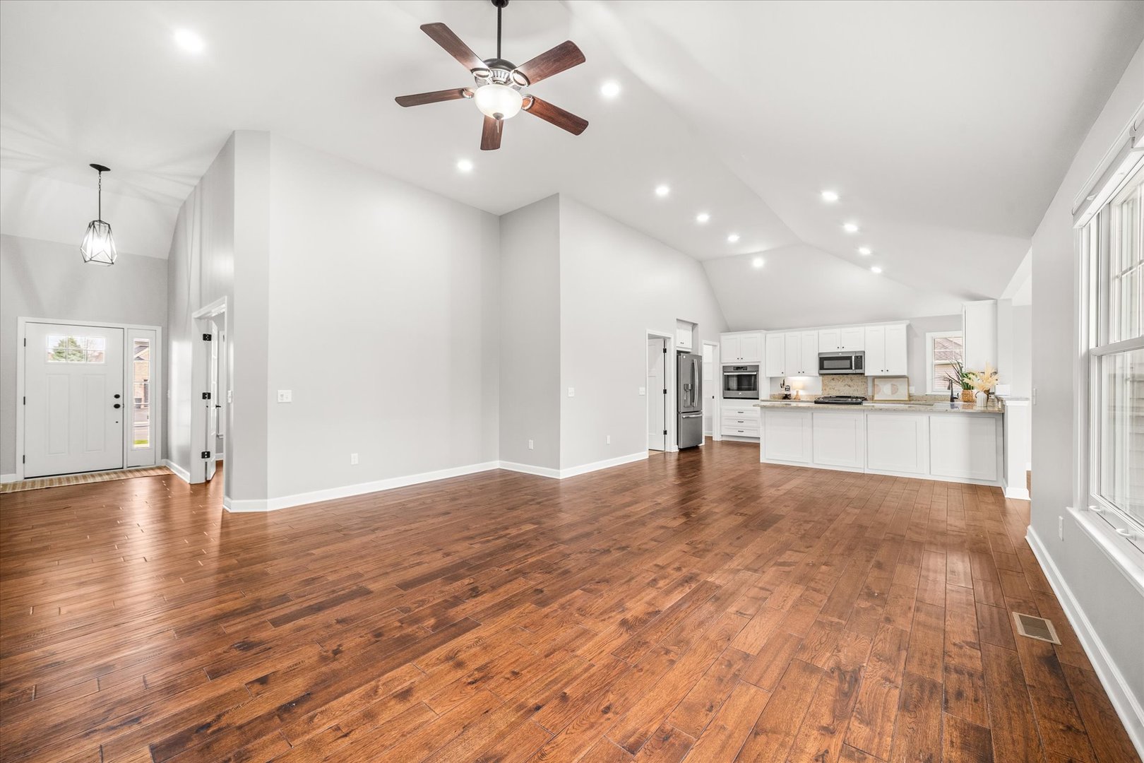 1262 Deerpath Drive