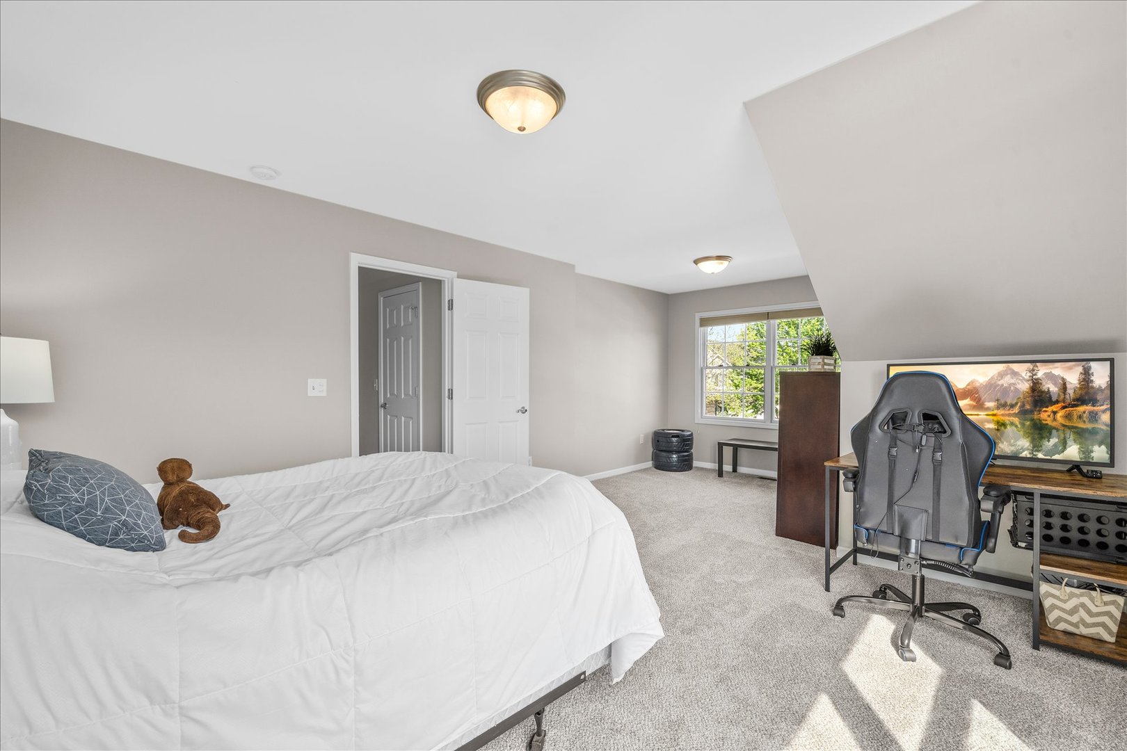 531 Birchwood Drive