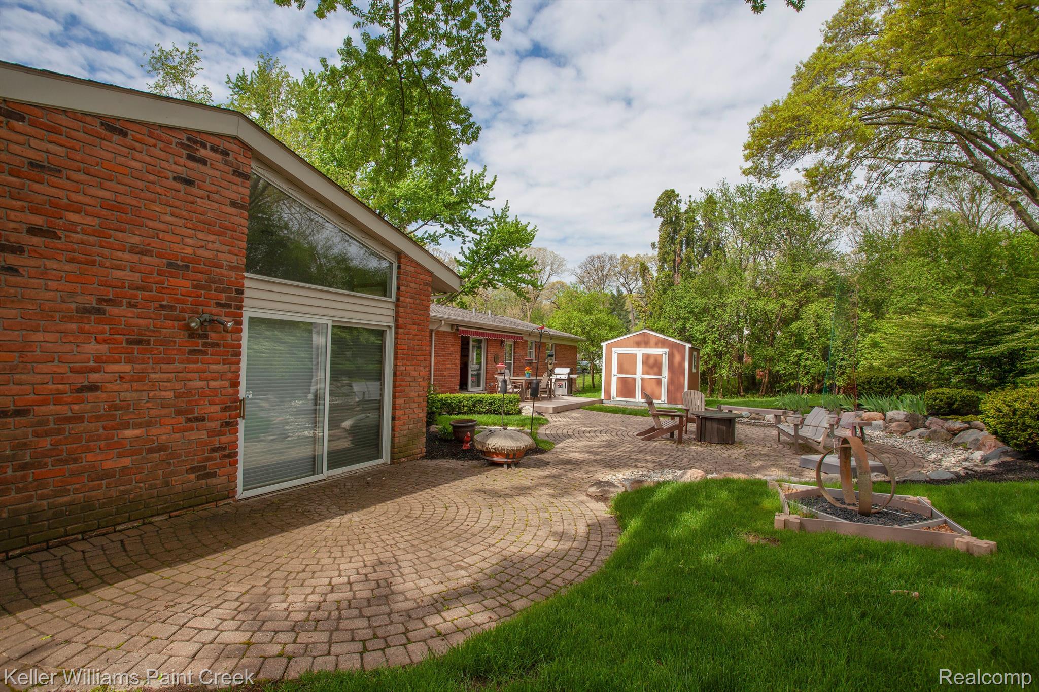 1231 NORTHOVER Drive