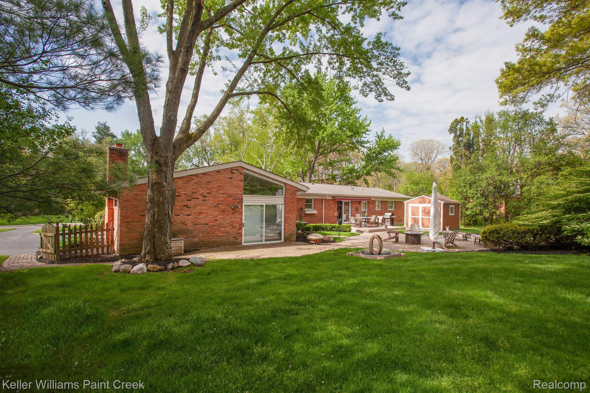 1231 NORTHOVER Drive