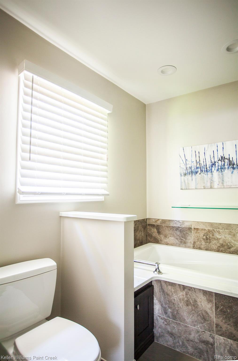 1231 NORTHOVER Drive