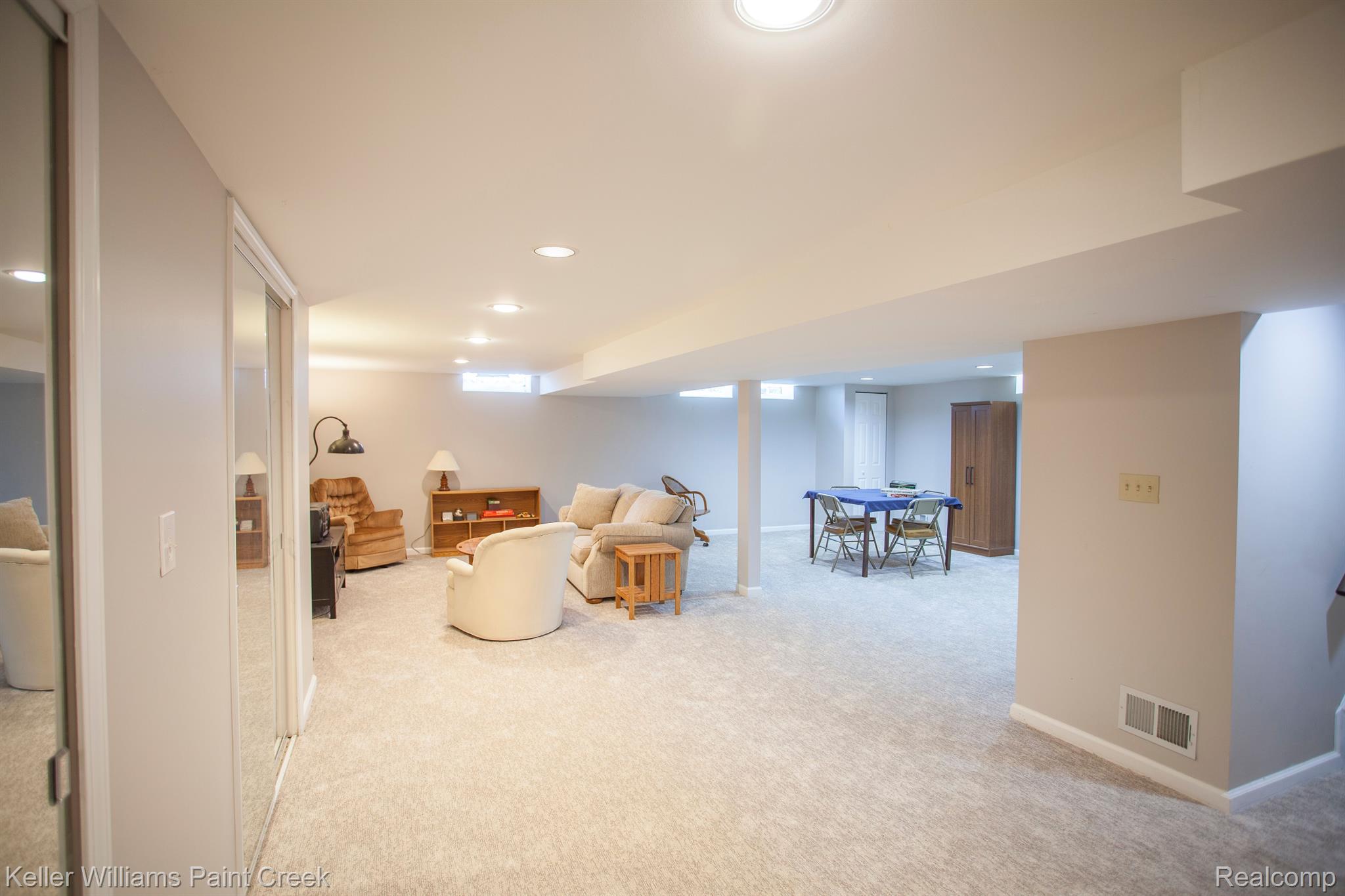 1231 NORTHOVER Drive