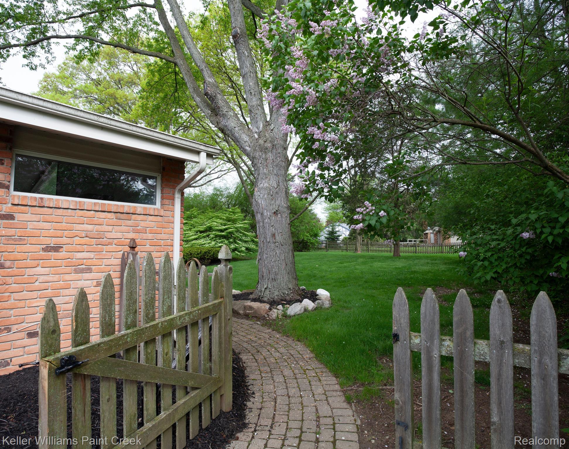 1231 NORTHOVER Drive