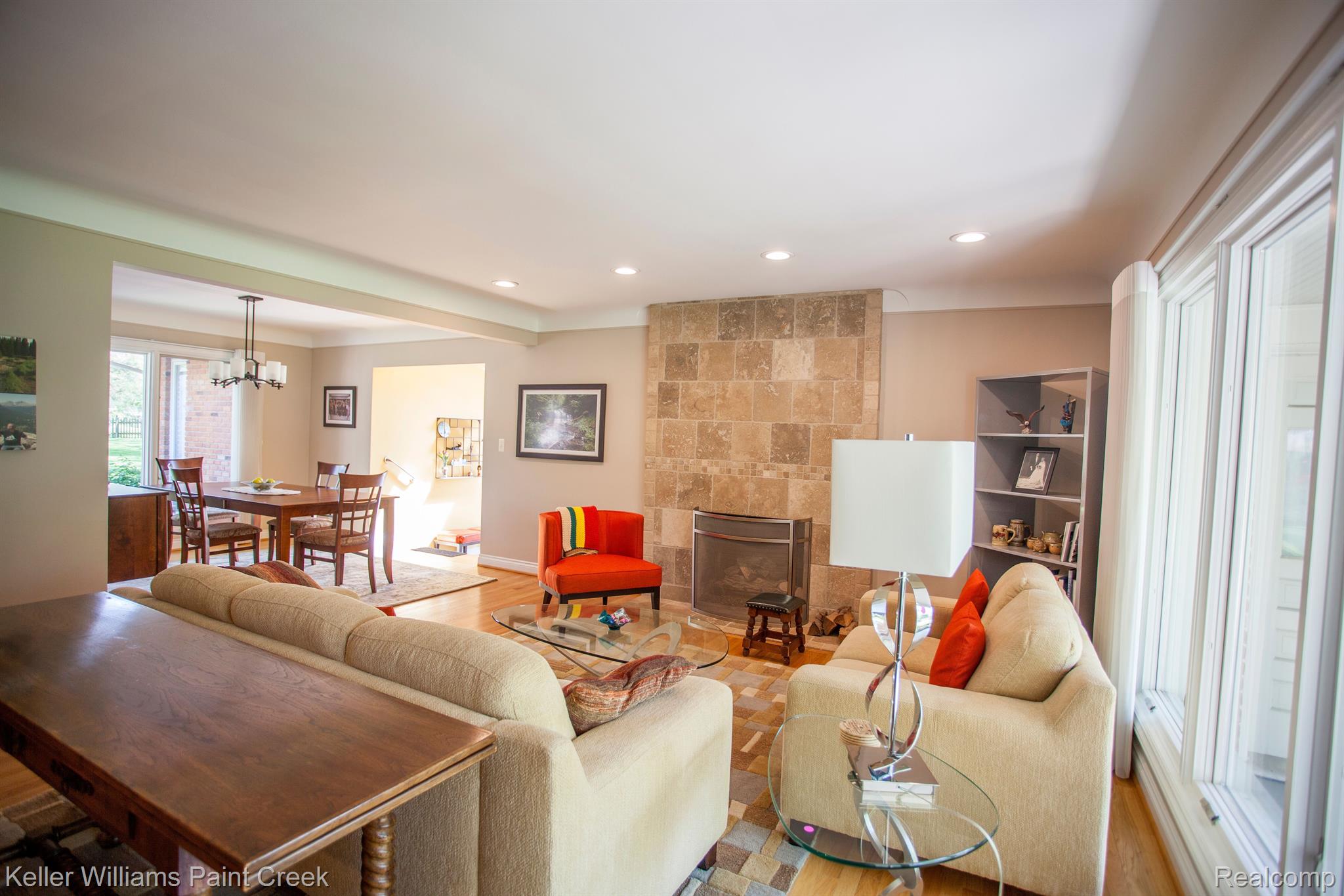 1231 NORTHOVER Drive