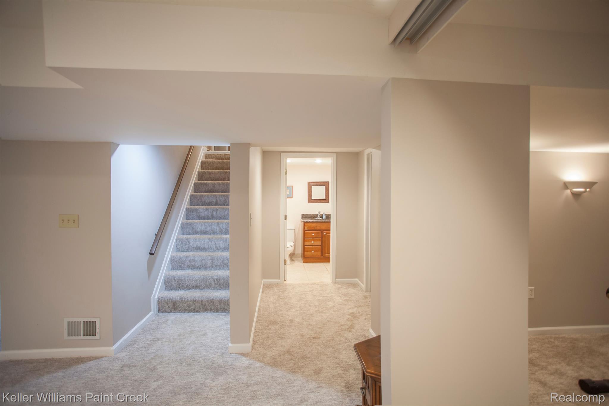 1231 NORTHOVER Drive