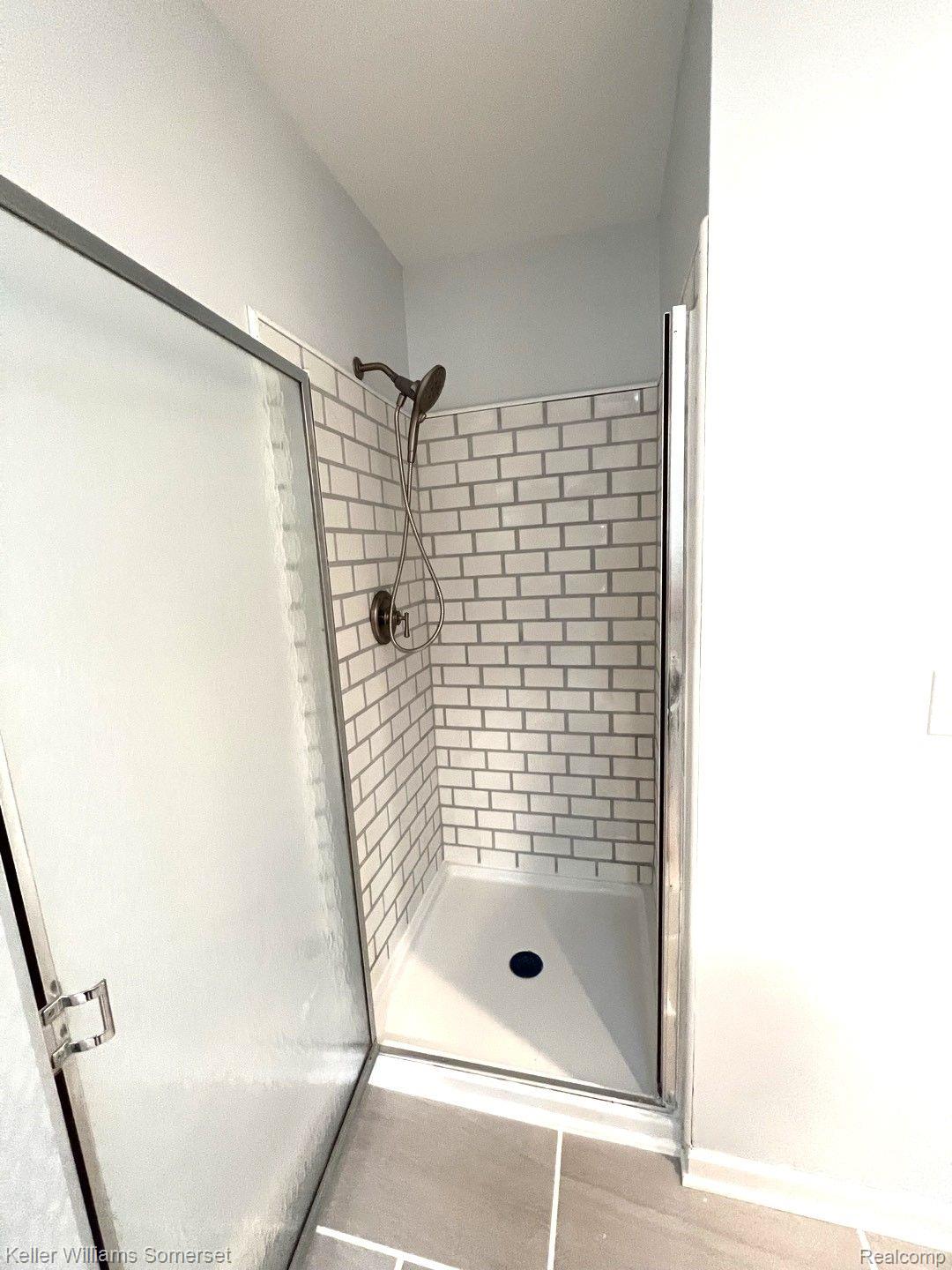 2213 LONDON BRIDGE Drive