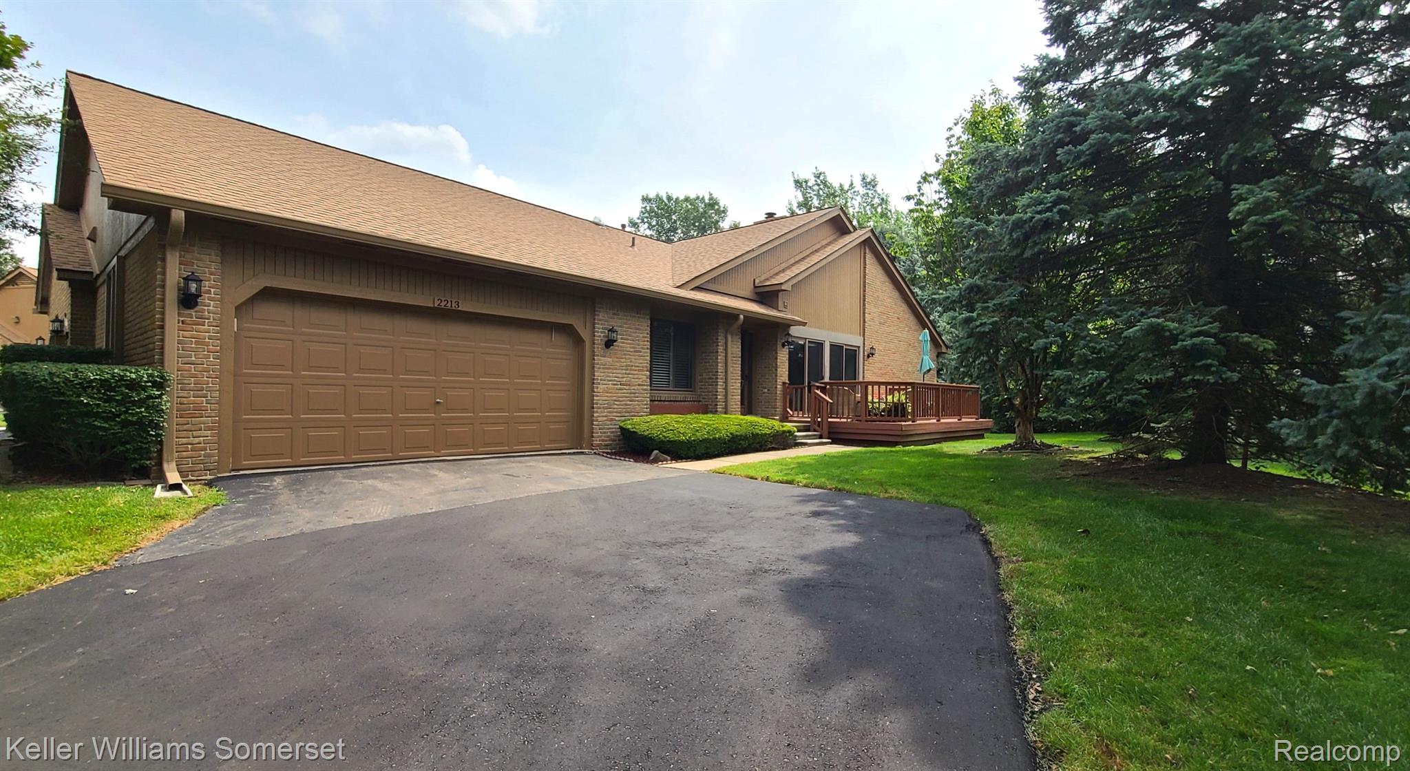 2213 LONDON BRIDGE Drive