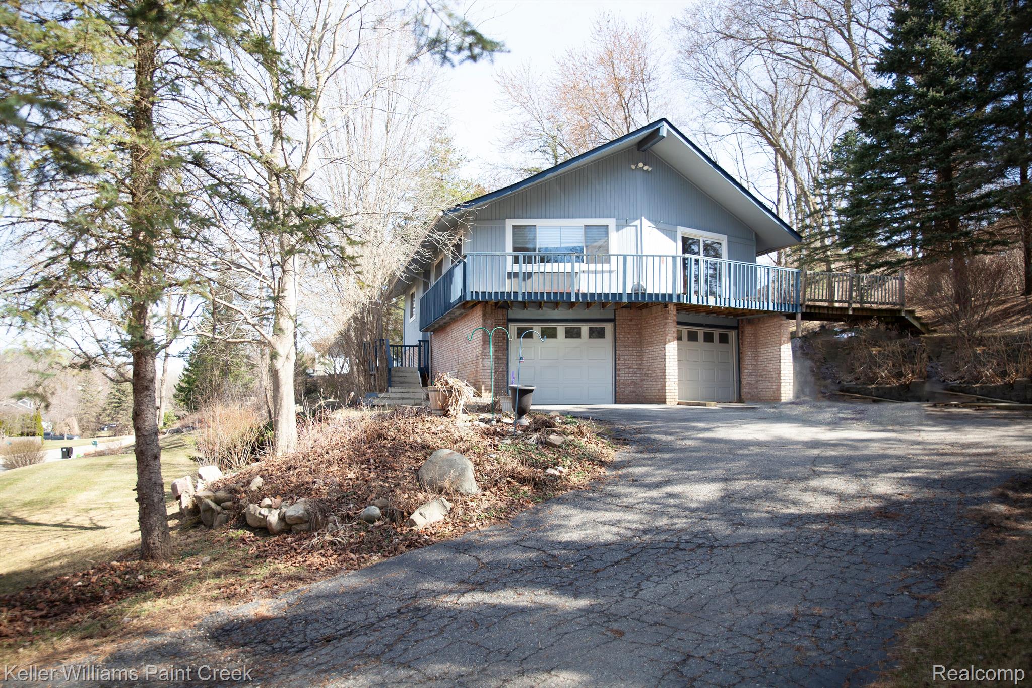 3295 Wains Way