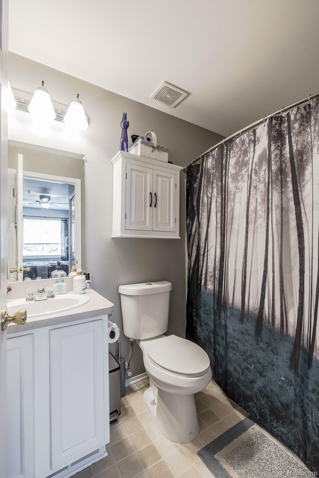 100 EVERGREEN Trail