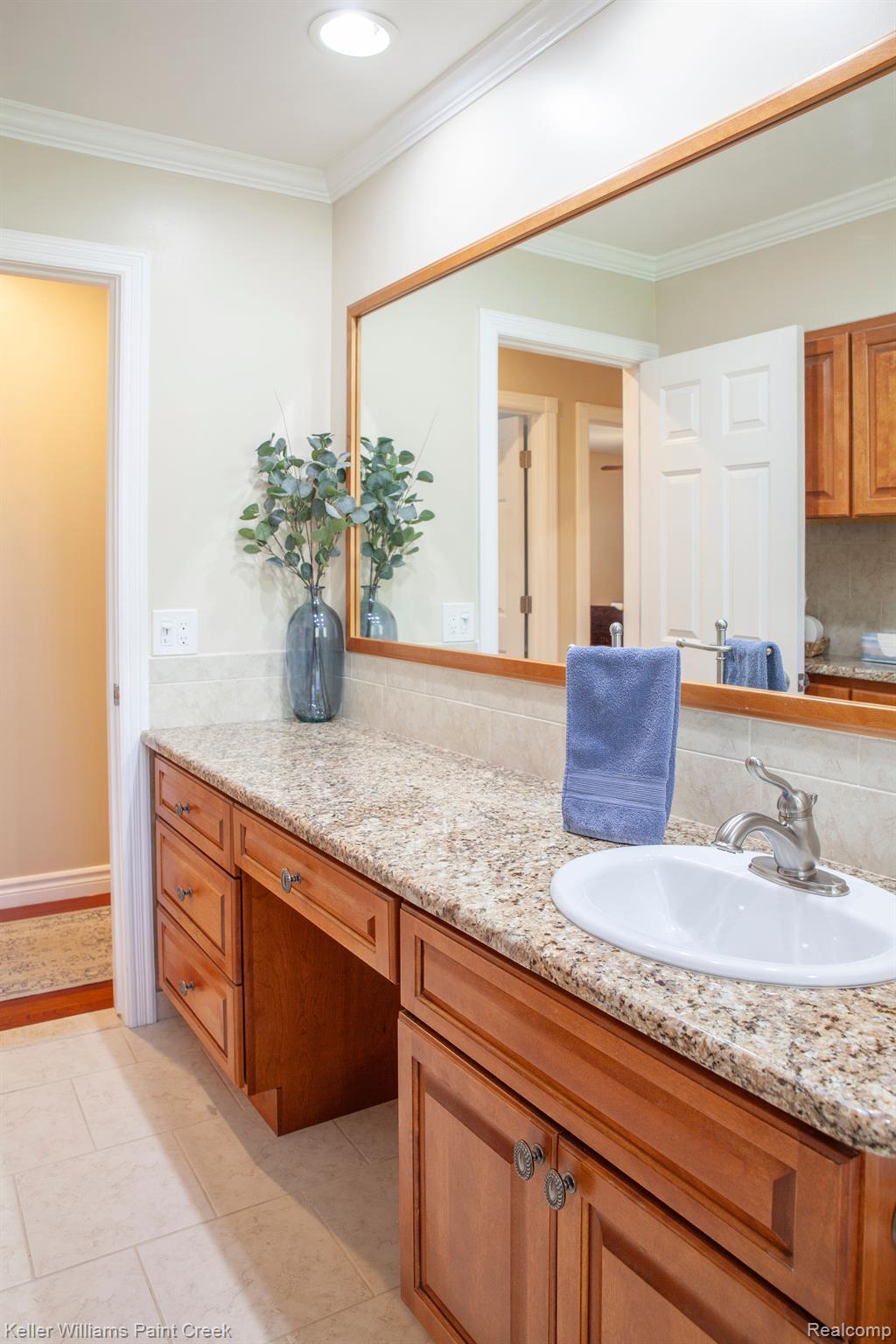 4621 REGENCY Drive