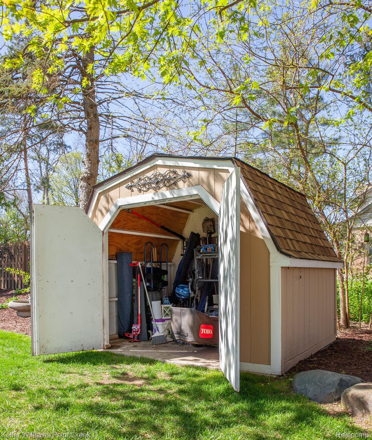 4621 REGENCY Drive