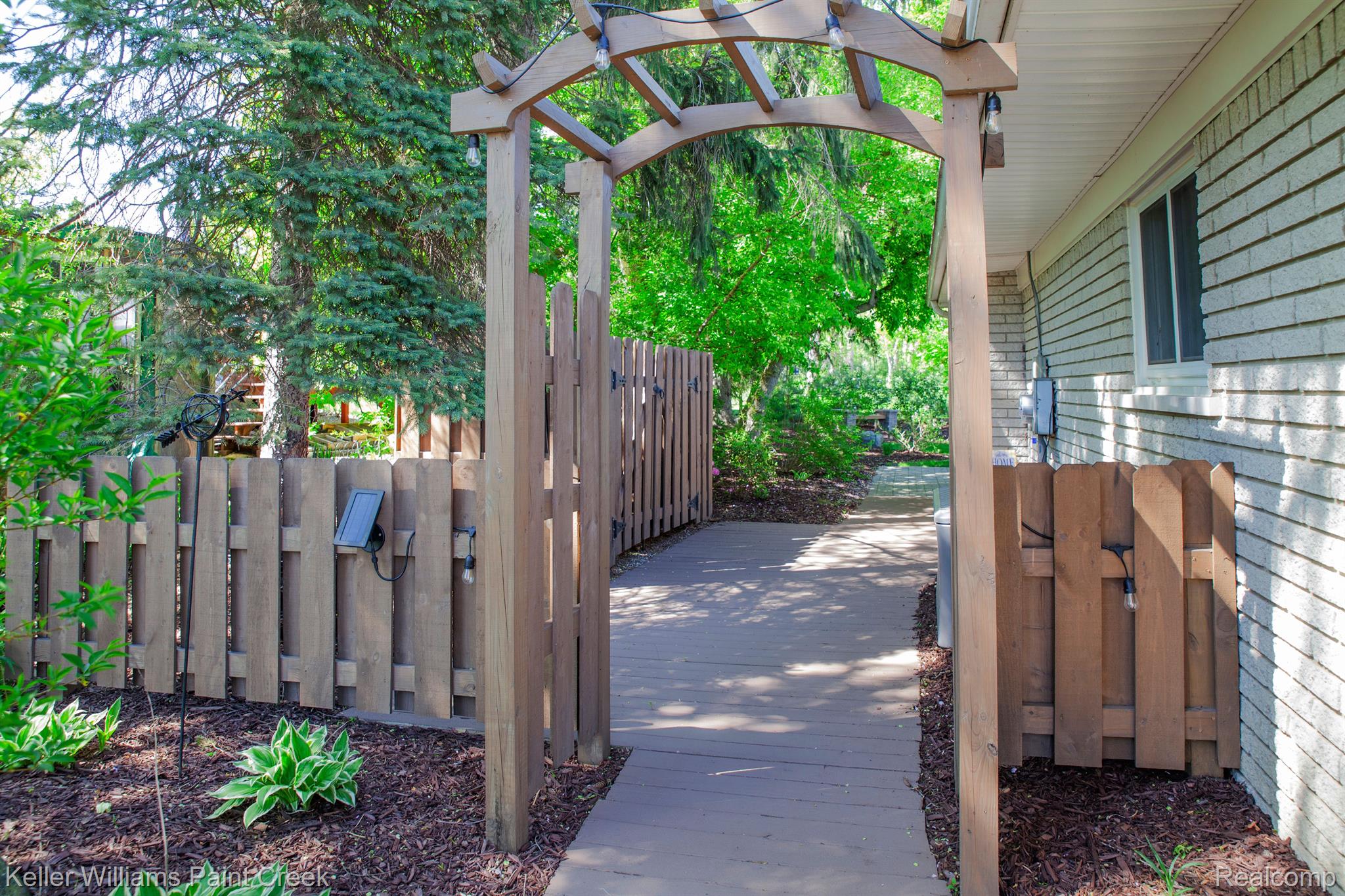 4621 REGENCY Drive