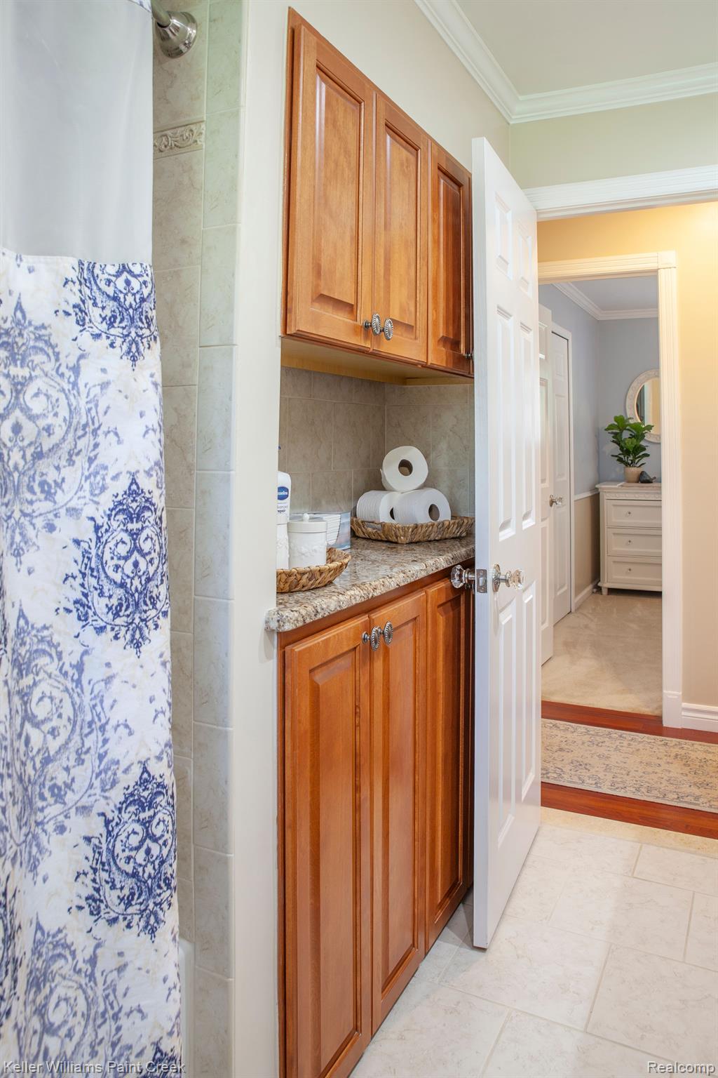 4621 REGENCY Drive