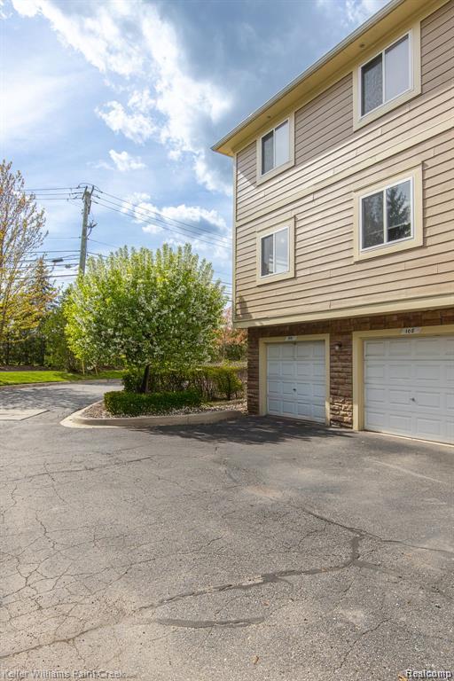100 Evergreen Trail