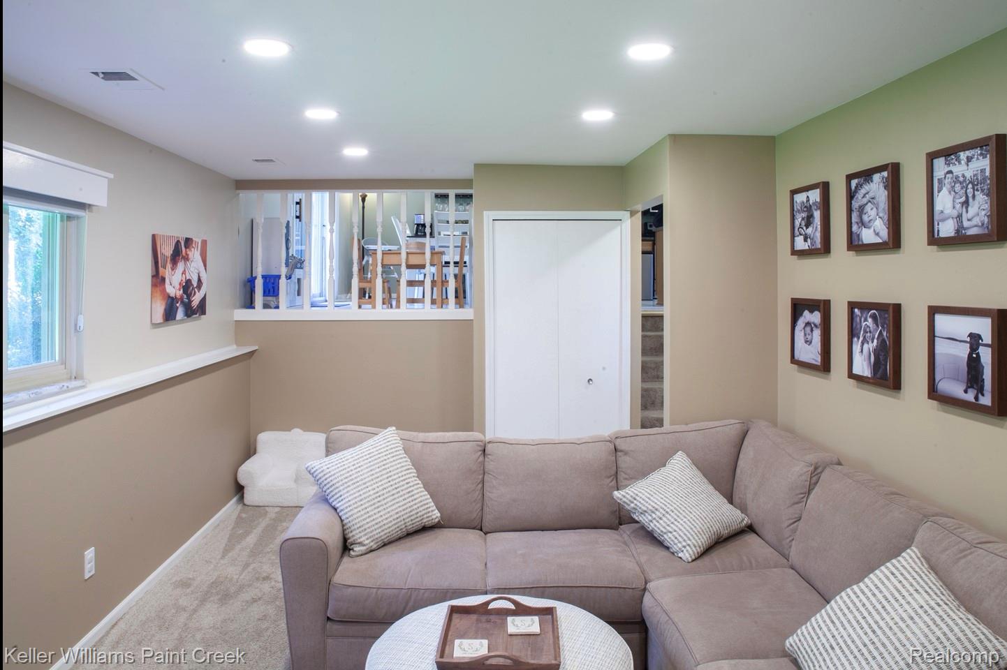 8911 Tartan Drive Drive