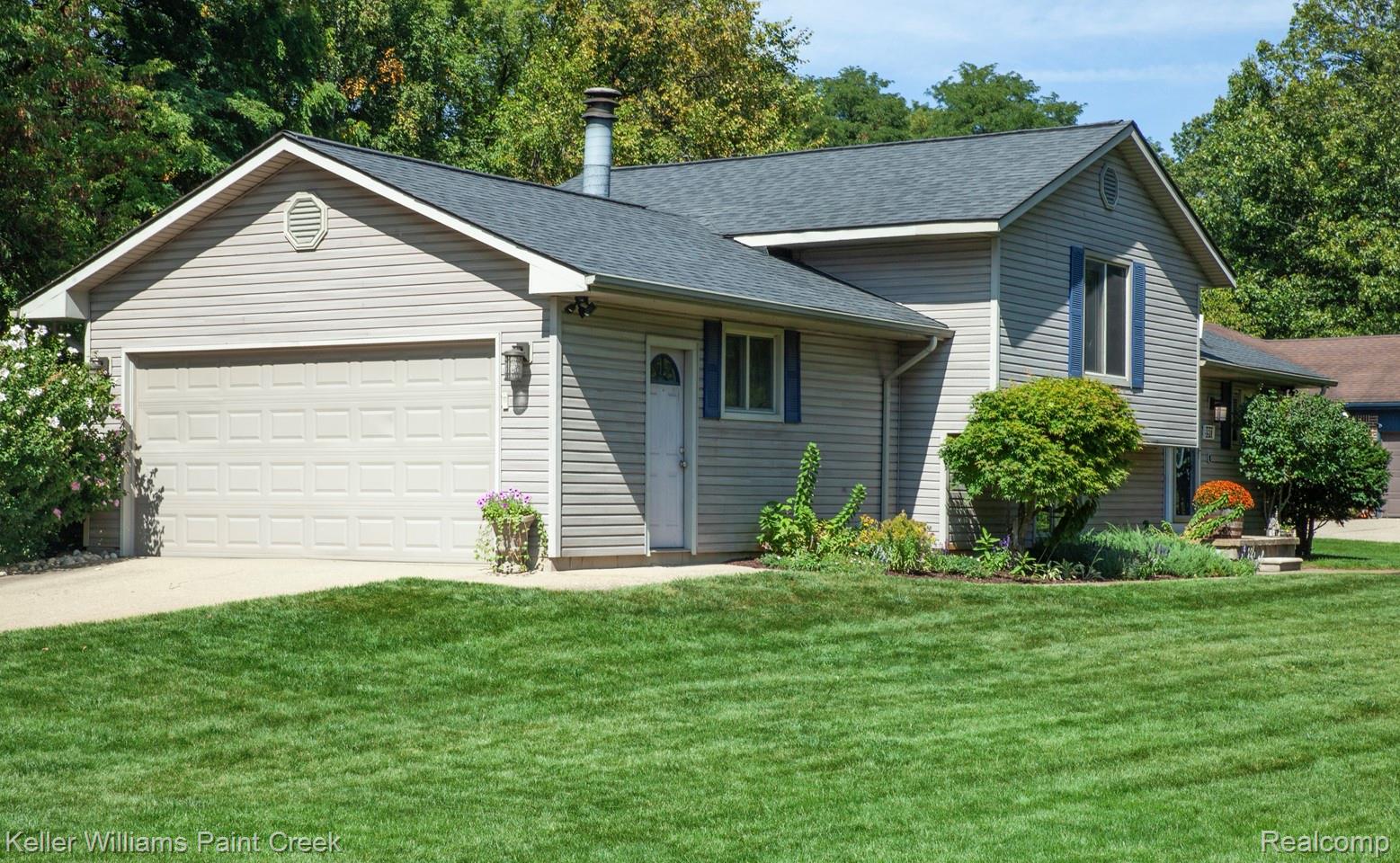 8911 Tartan Drive Drive