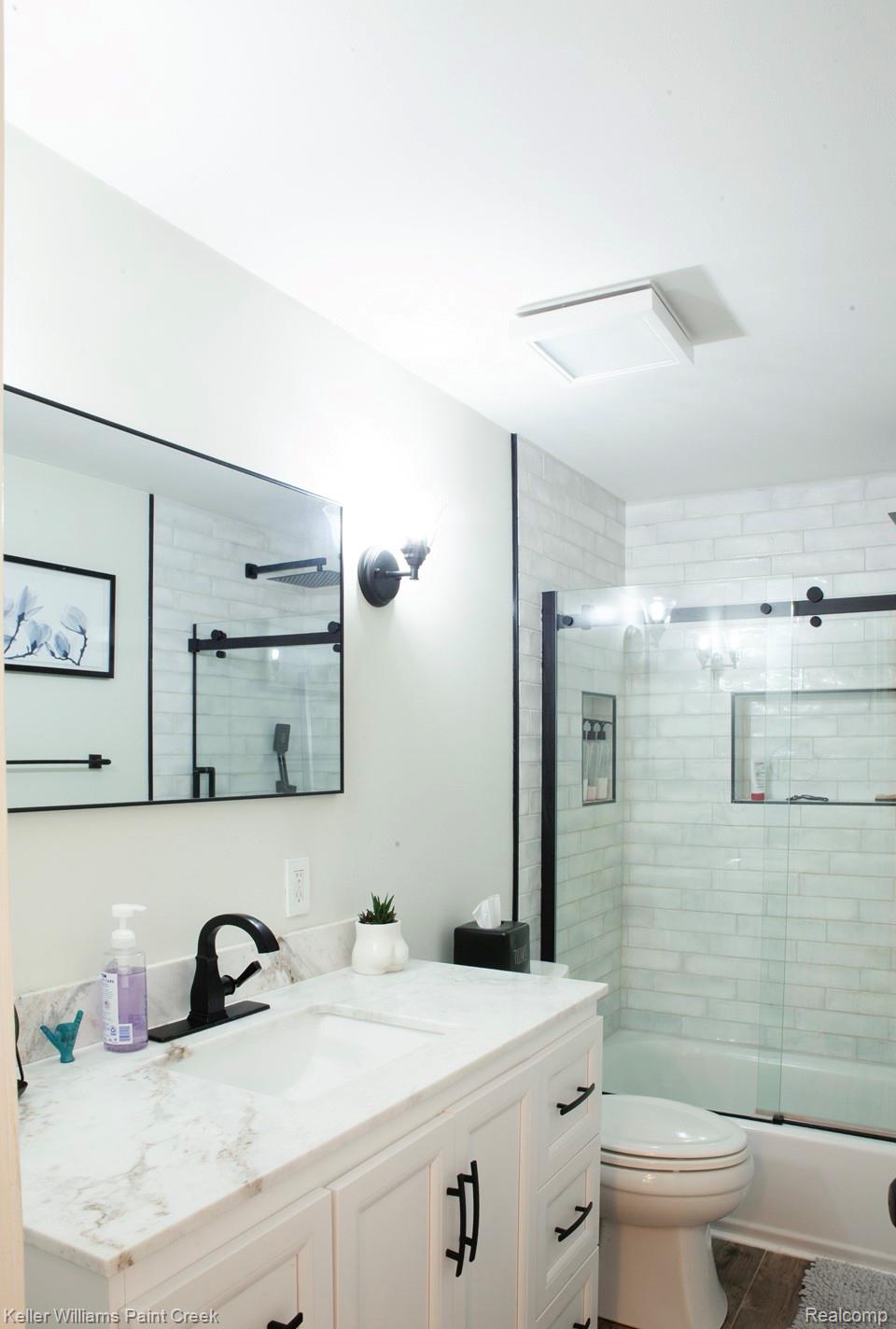 8911 Tartan Drive Drive