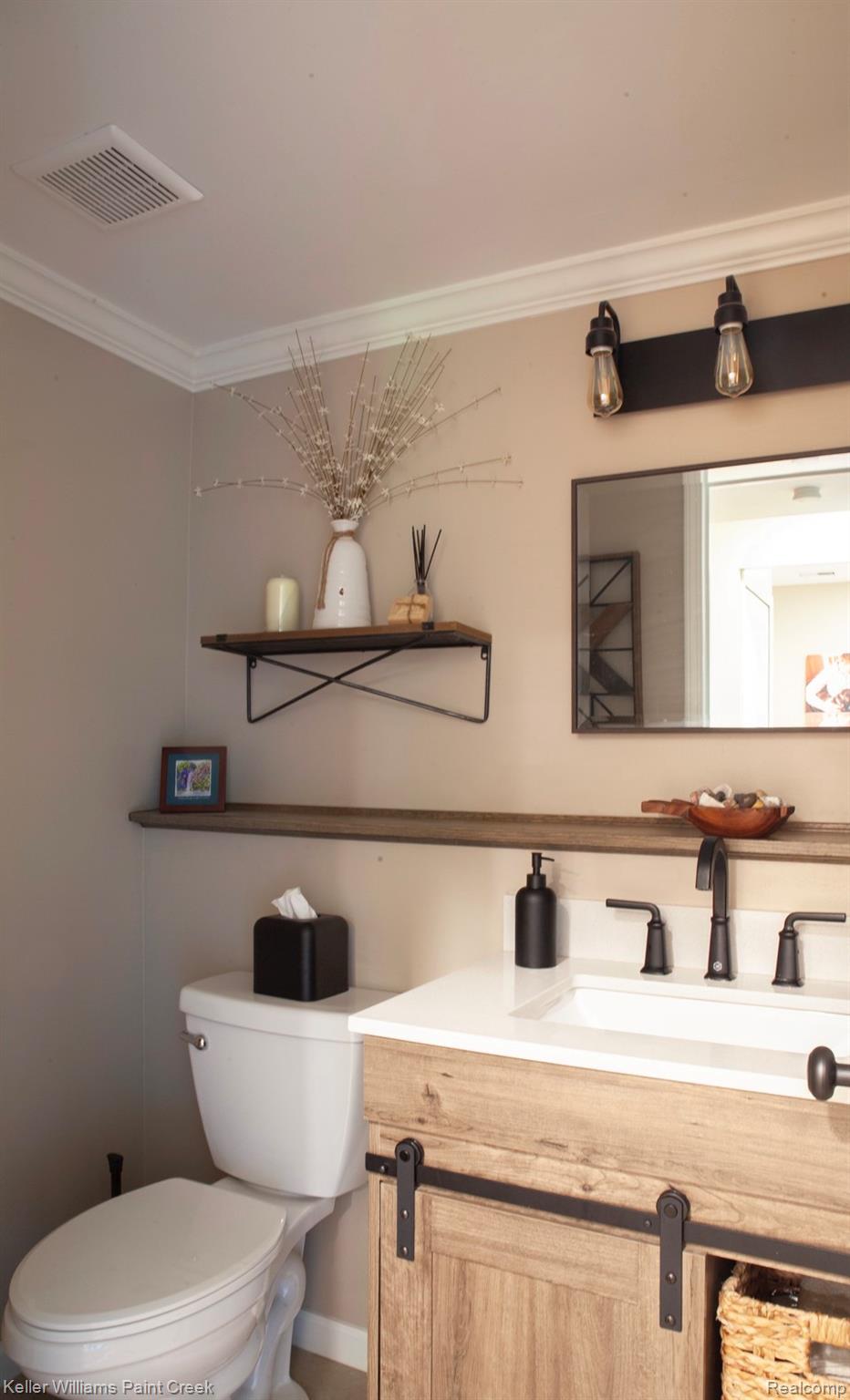 8911 Tartan Drive Drive