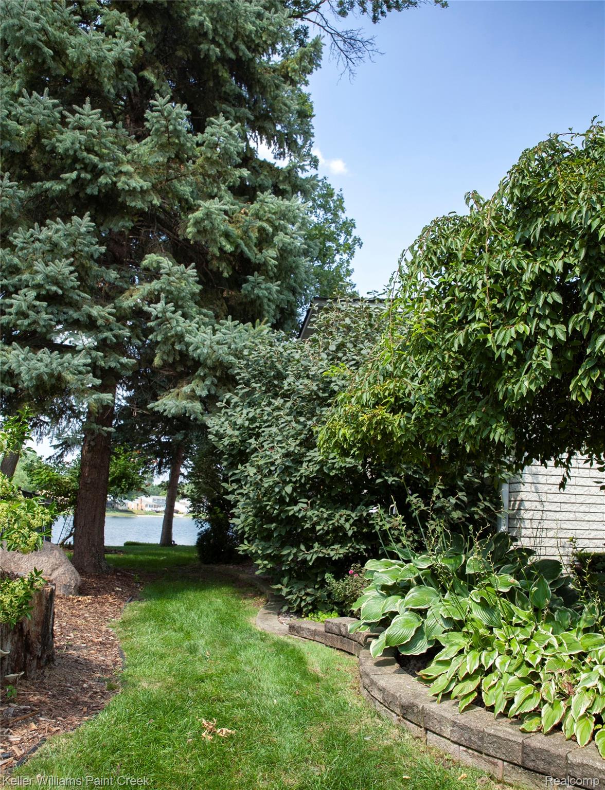 1839 Smallbrook Drive