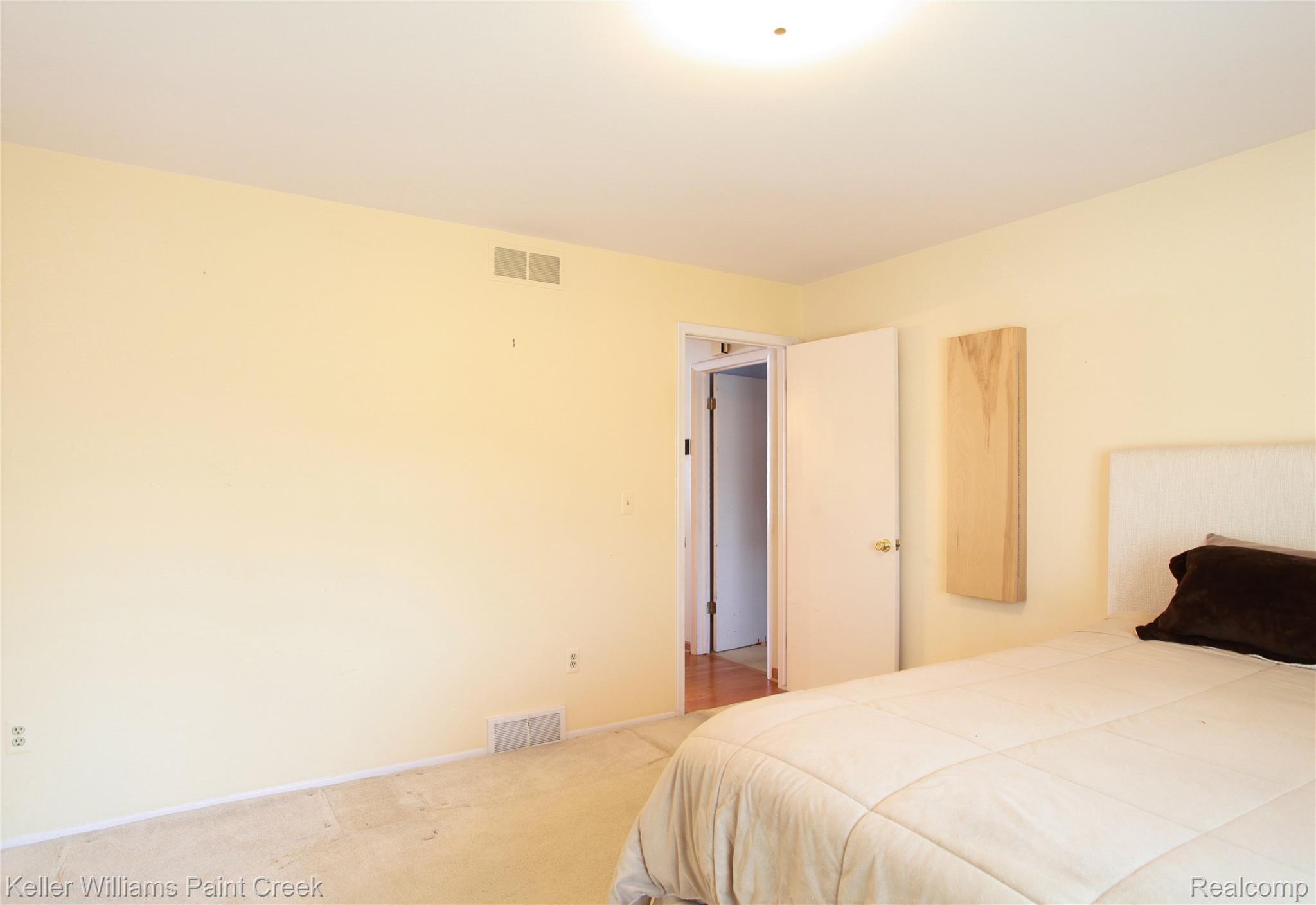 1839 Smallbrook Drive