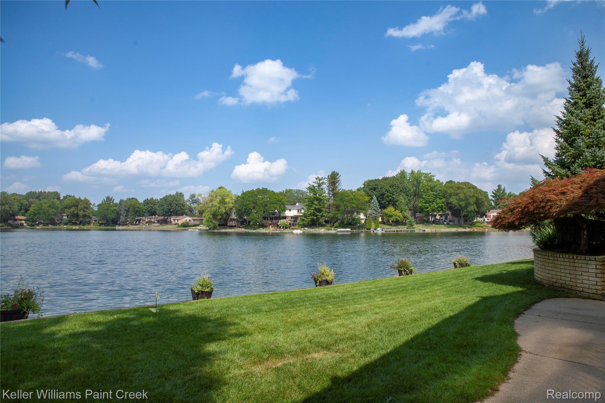 1839 Smallbrook Drive