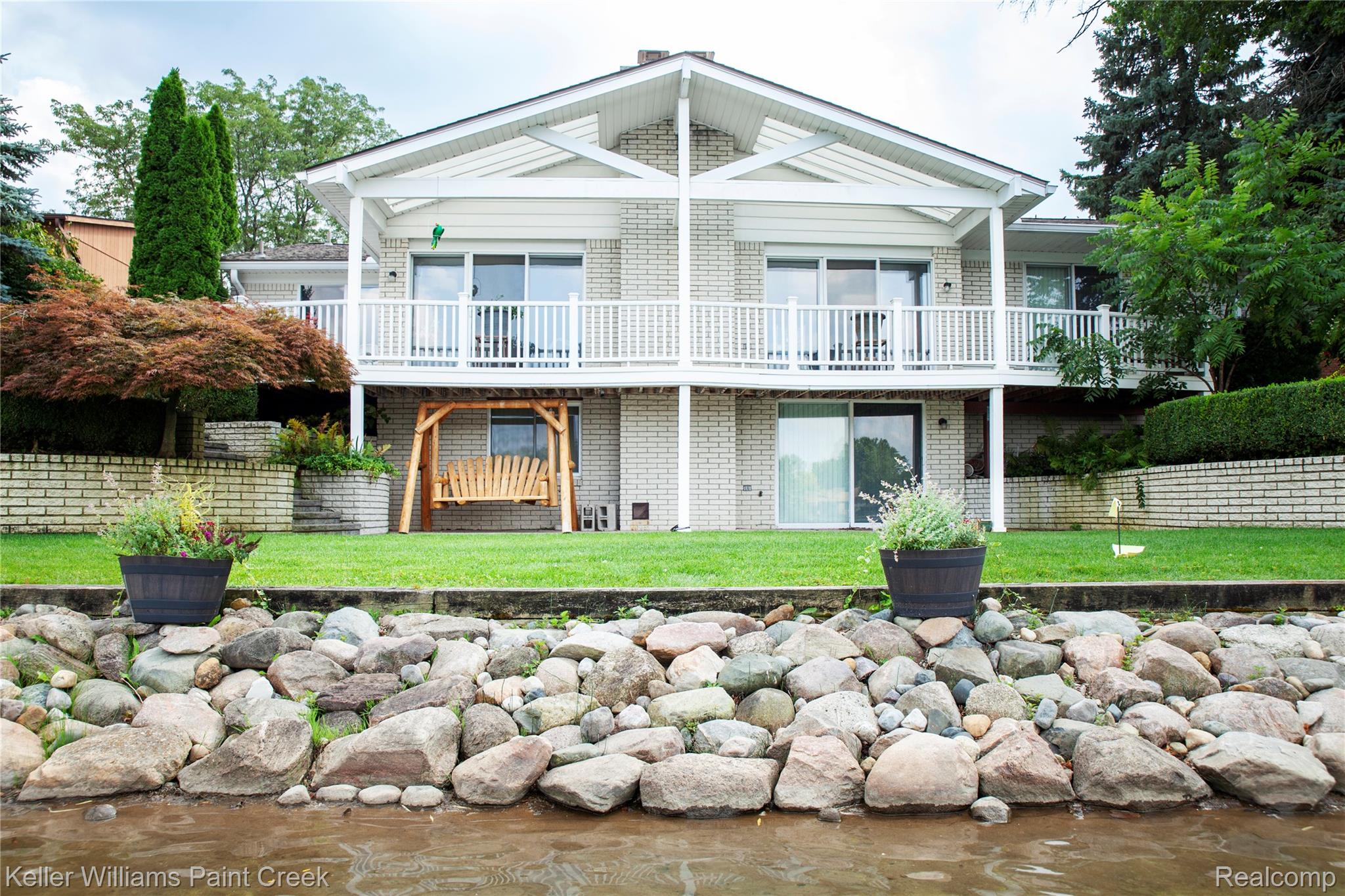 1839 Smallbrook Drive