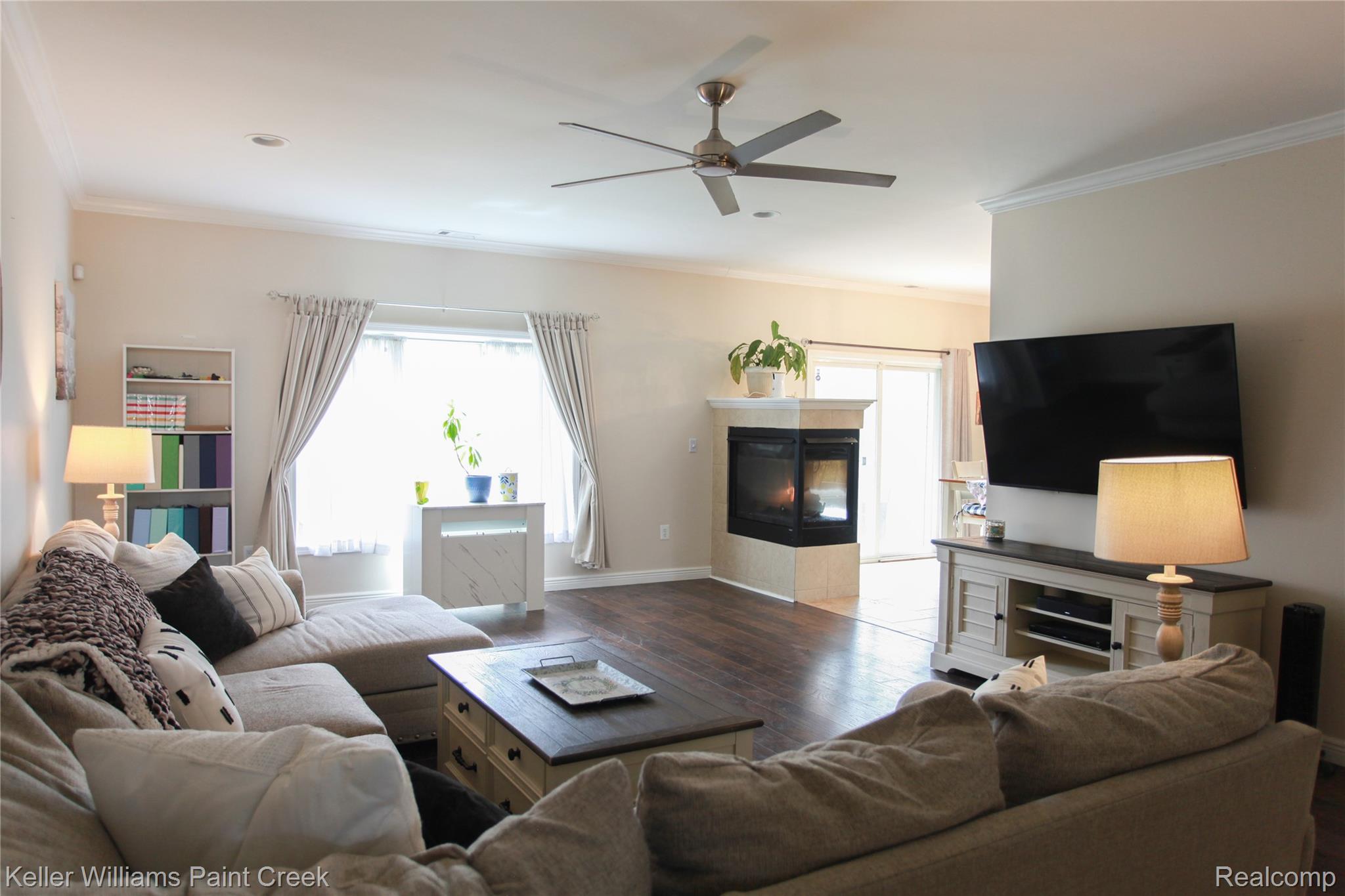 3546 Eagle Creek Drive 8