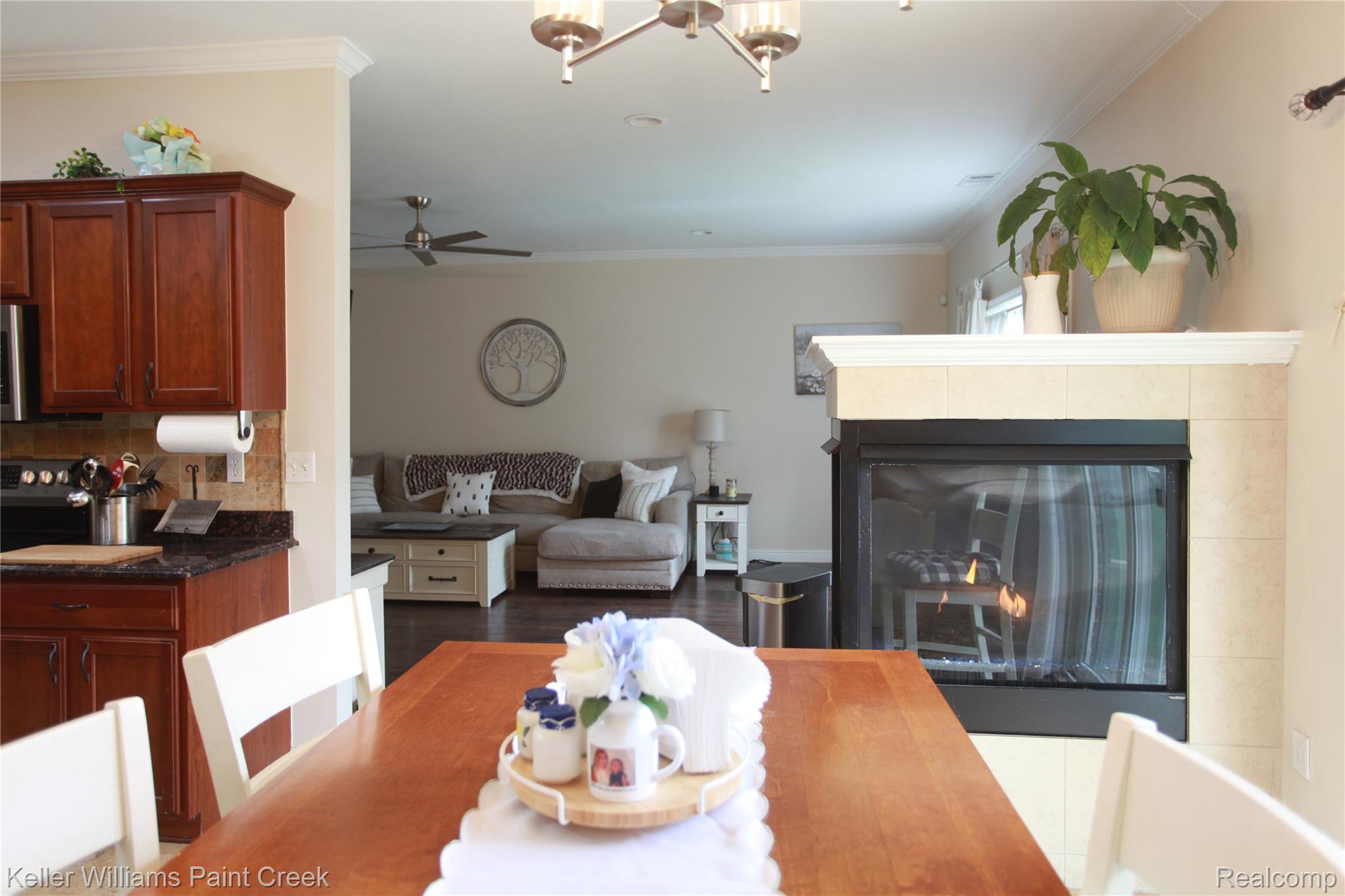 3546 Eagle Creek Drive 8