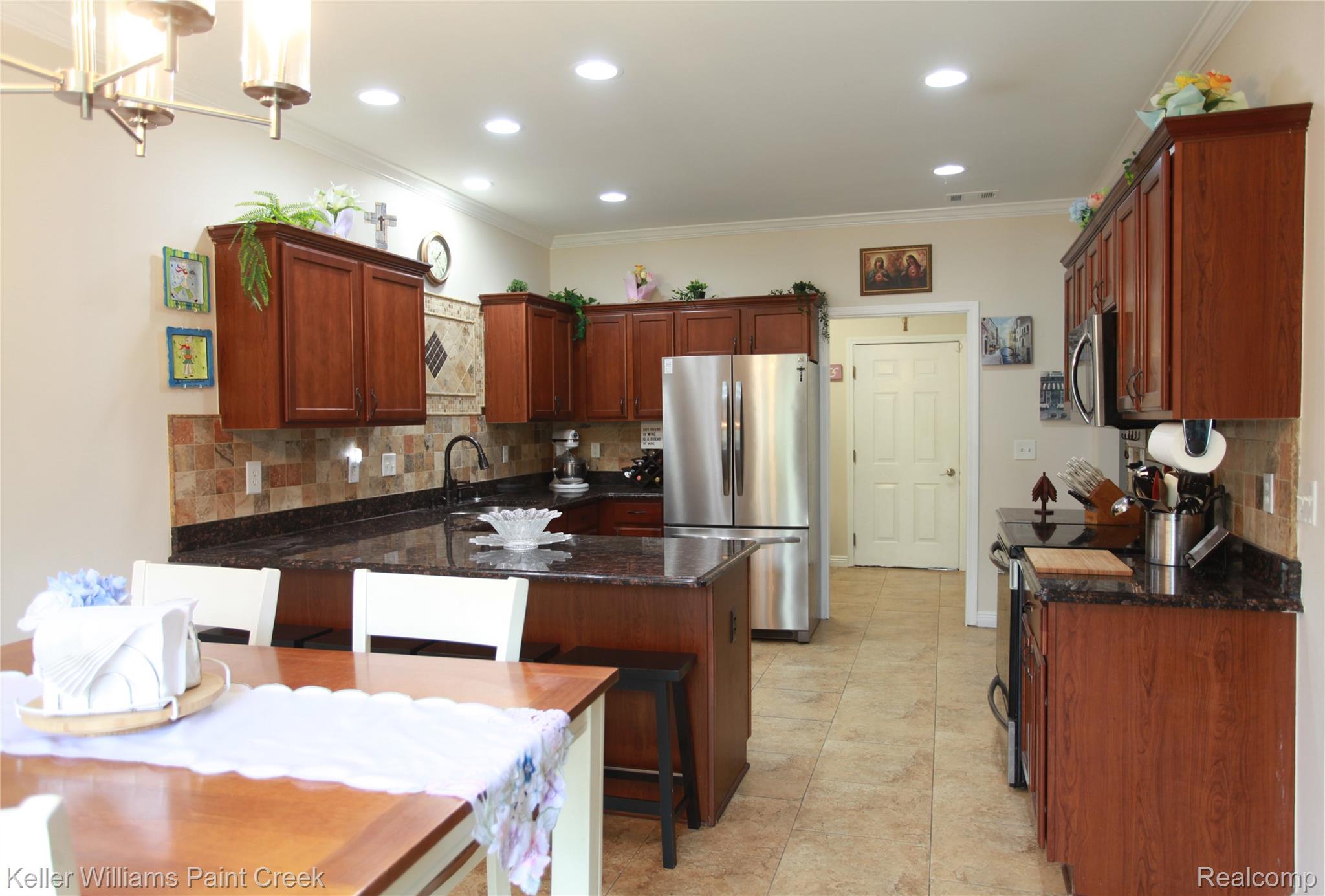 3546 Eagle Creek Drive 8