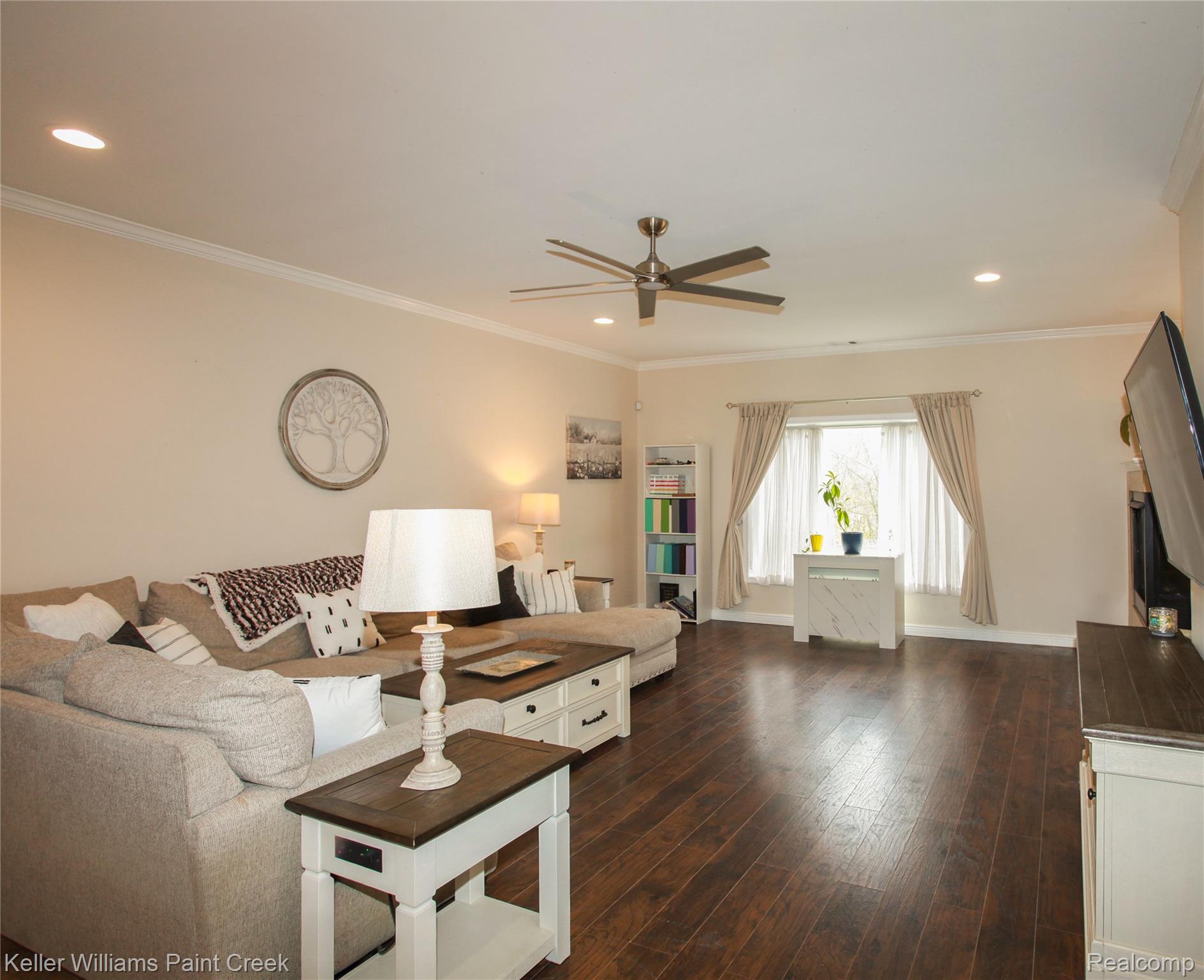 3546 Eagle Creek Drive 8