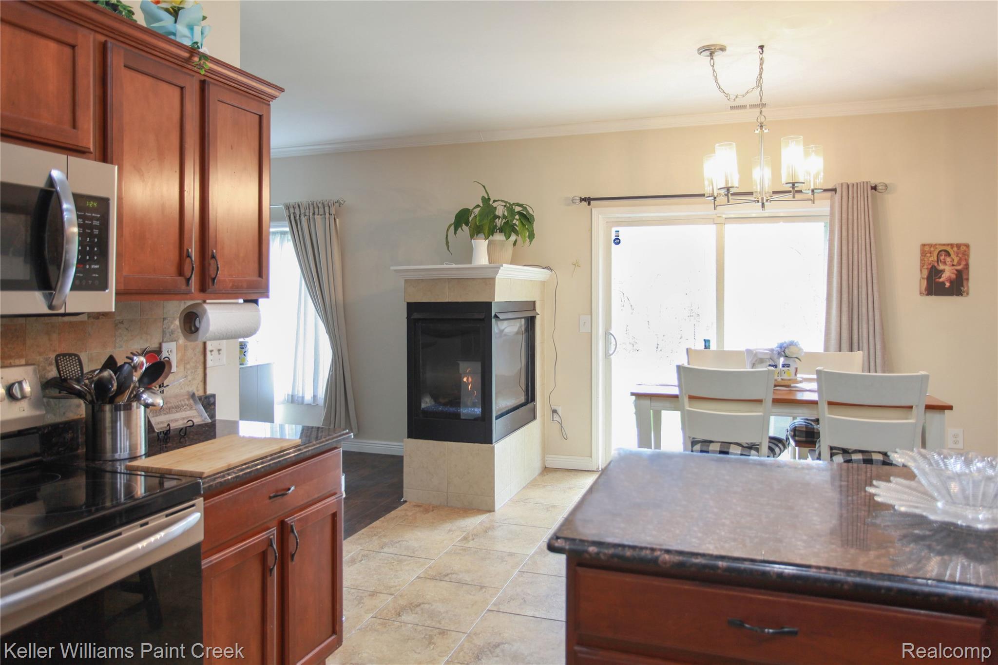 3546 Eagle Creek Drive 8