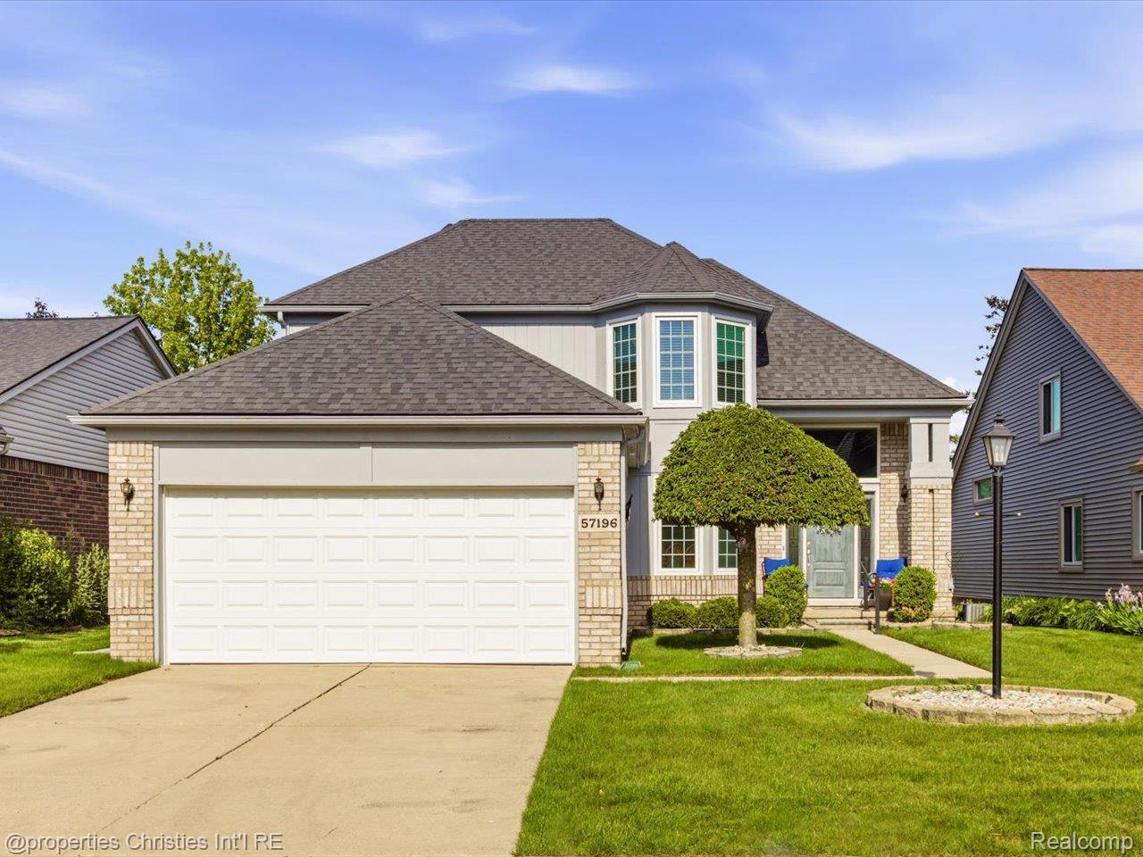 57196 Copper Creek Drive W