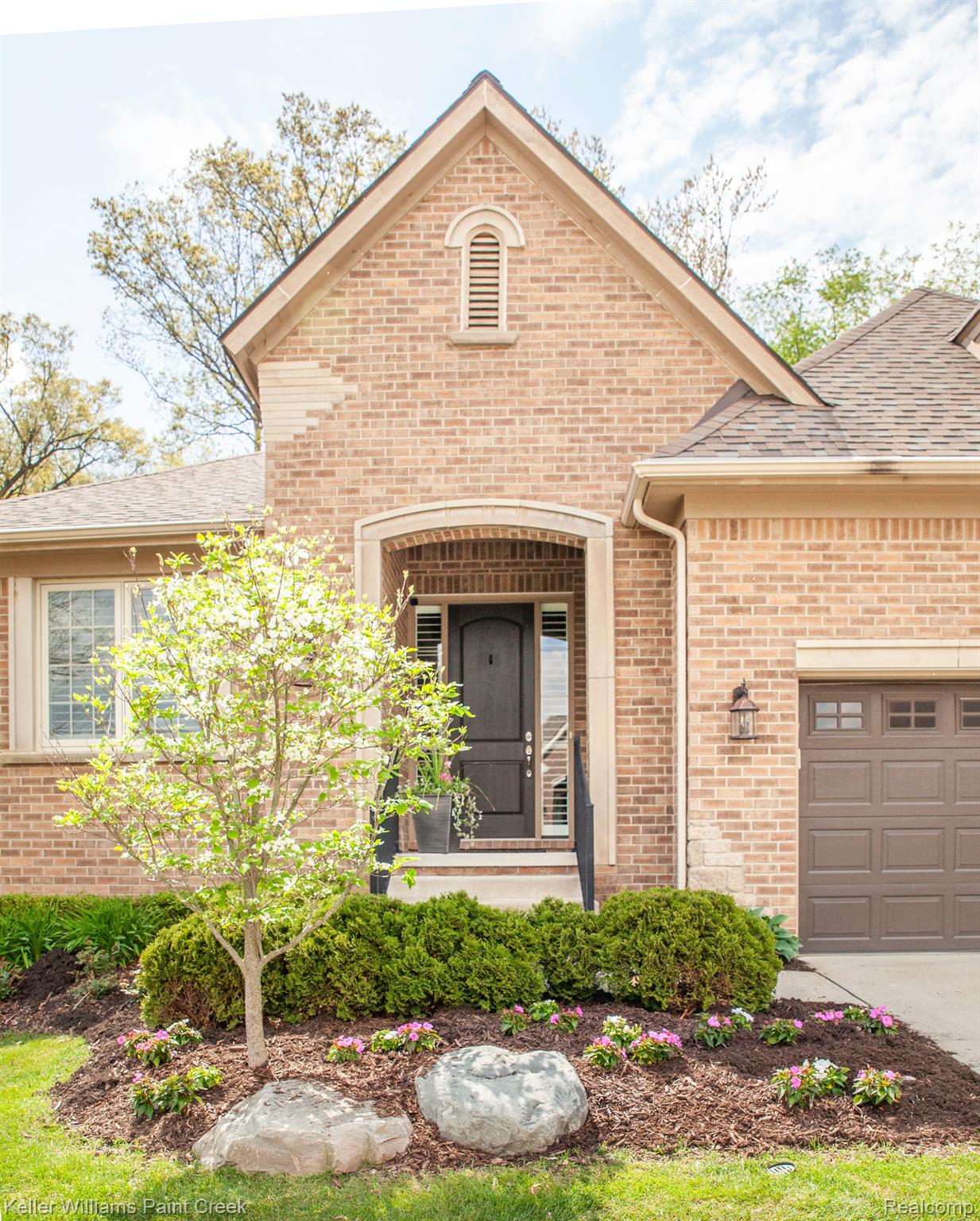 5514 WOODFALL Road
