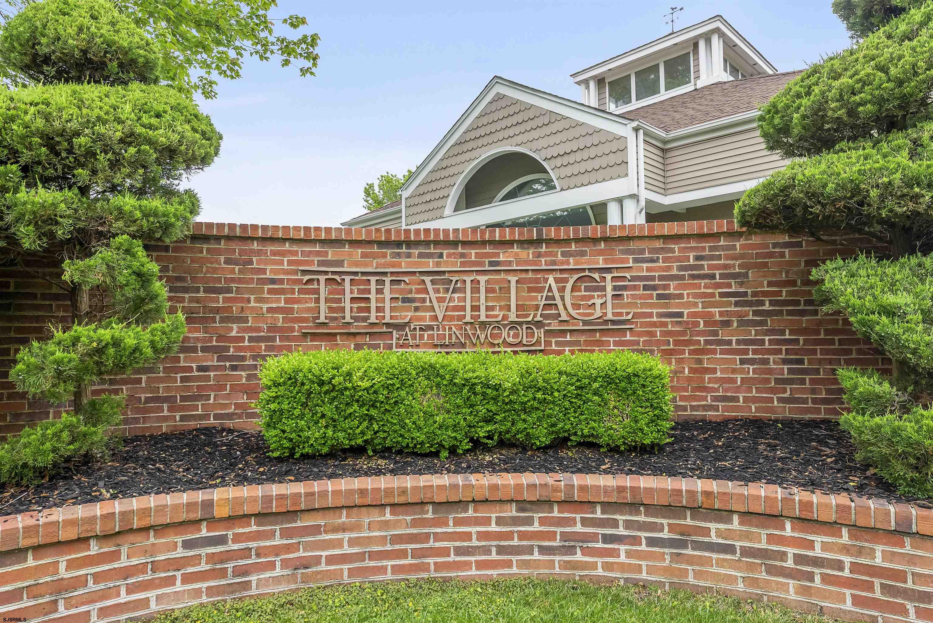 550 Central Ave Unit: B1