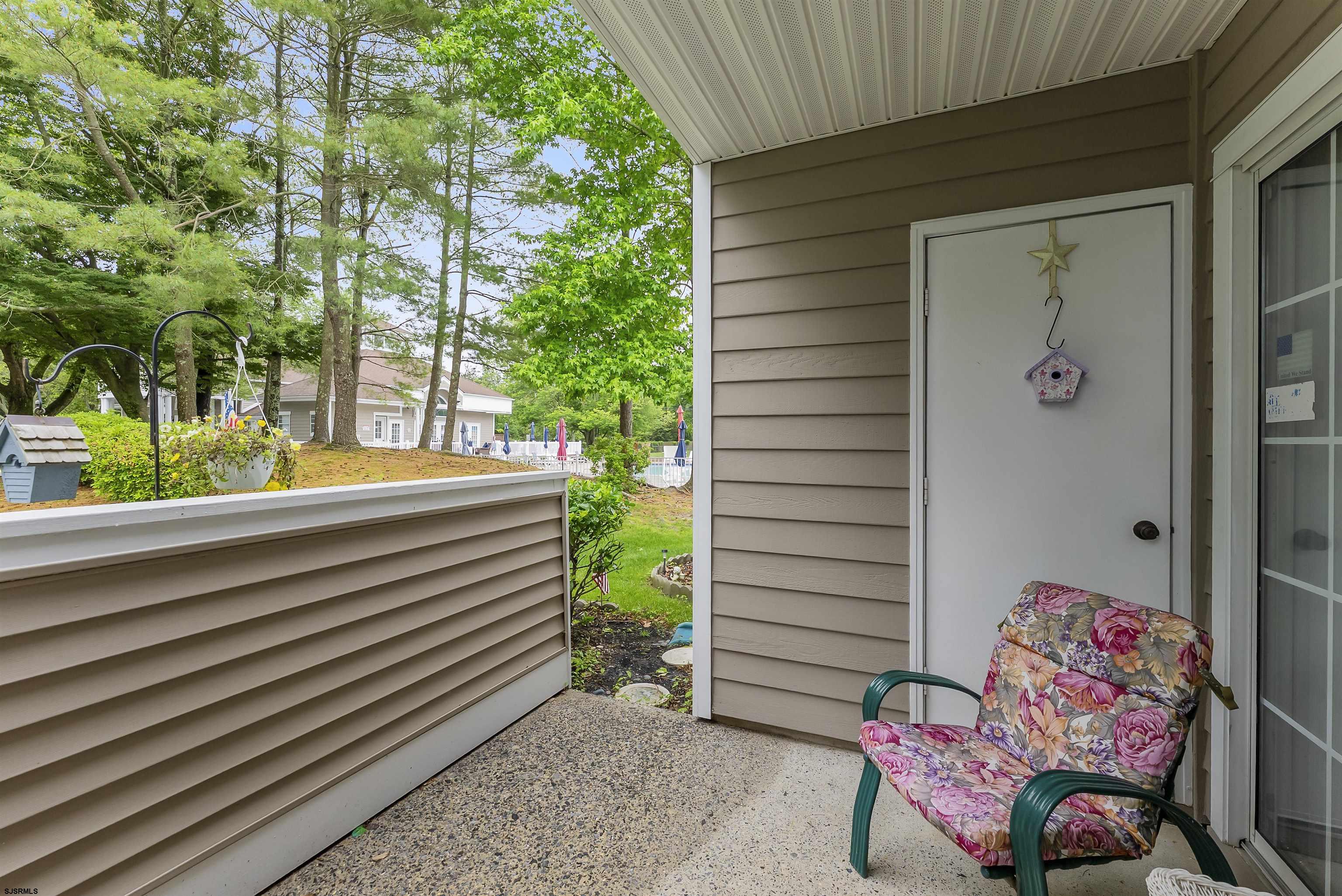 550 Central Ave Unit: B1