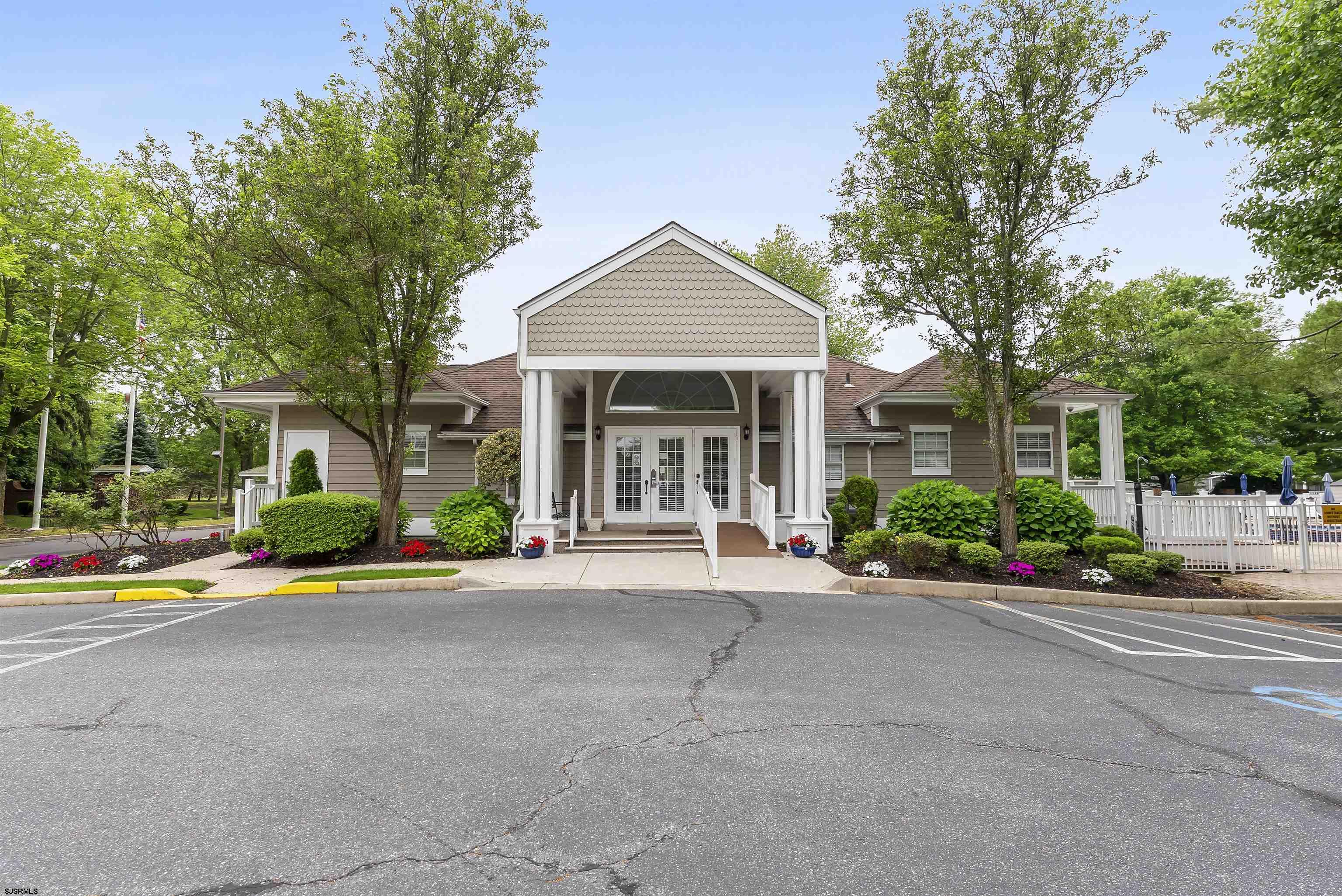 550 Central Ave Unit: B1