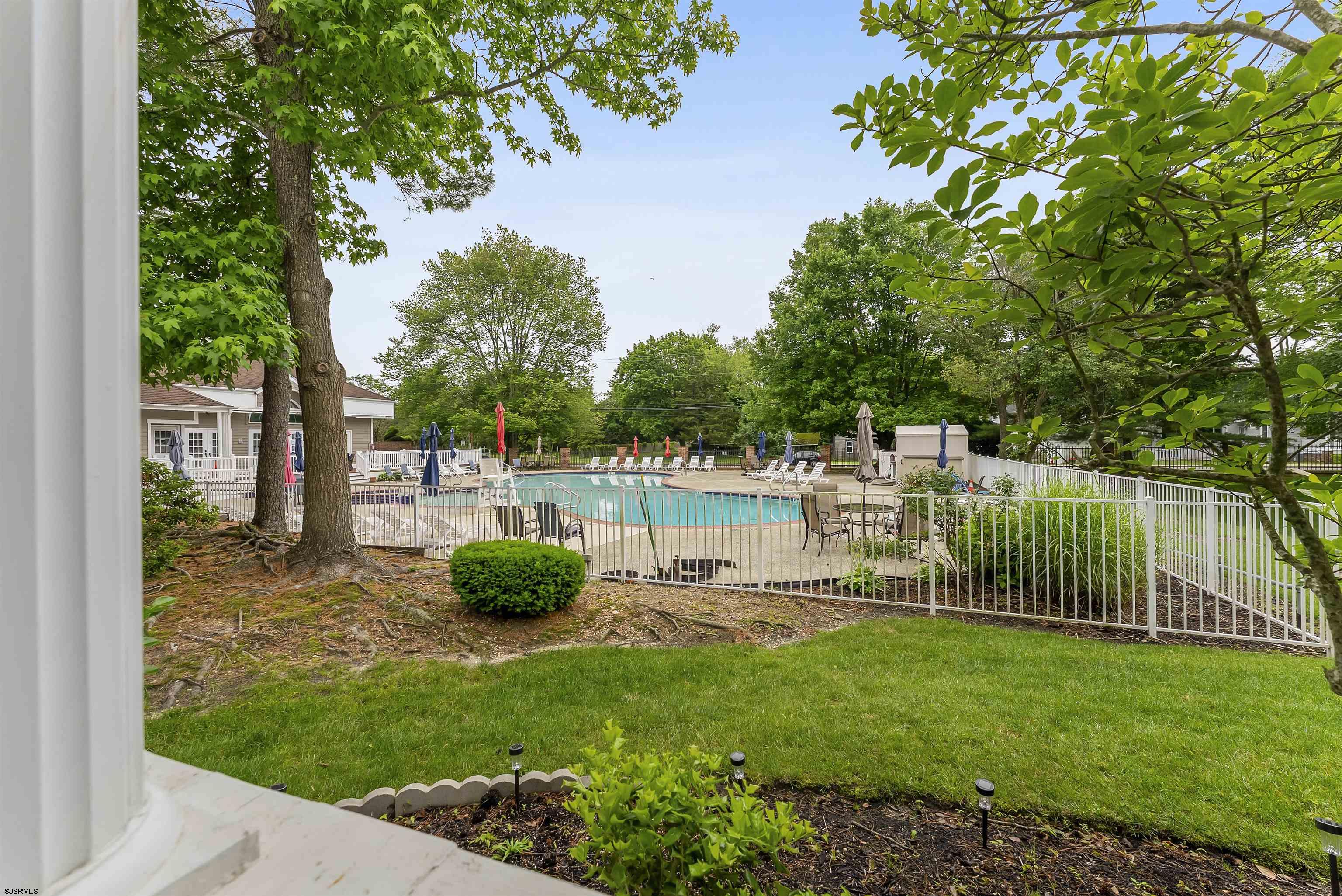 550 Central Ave Unit: B1