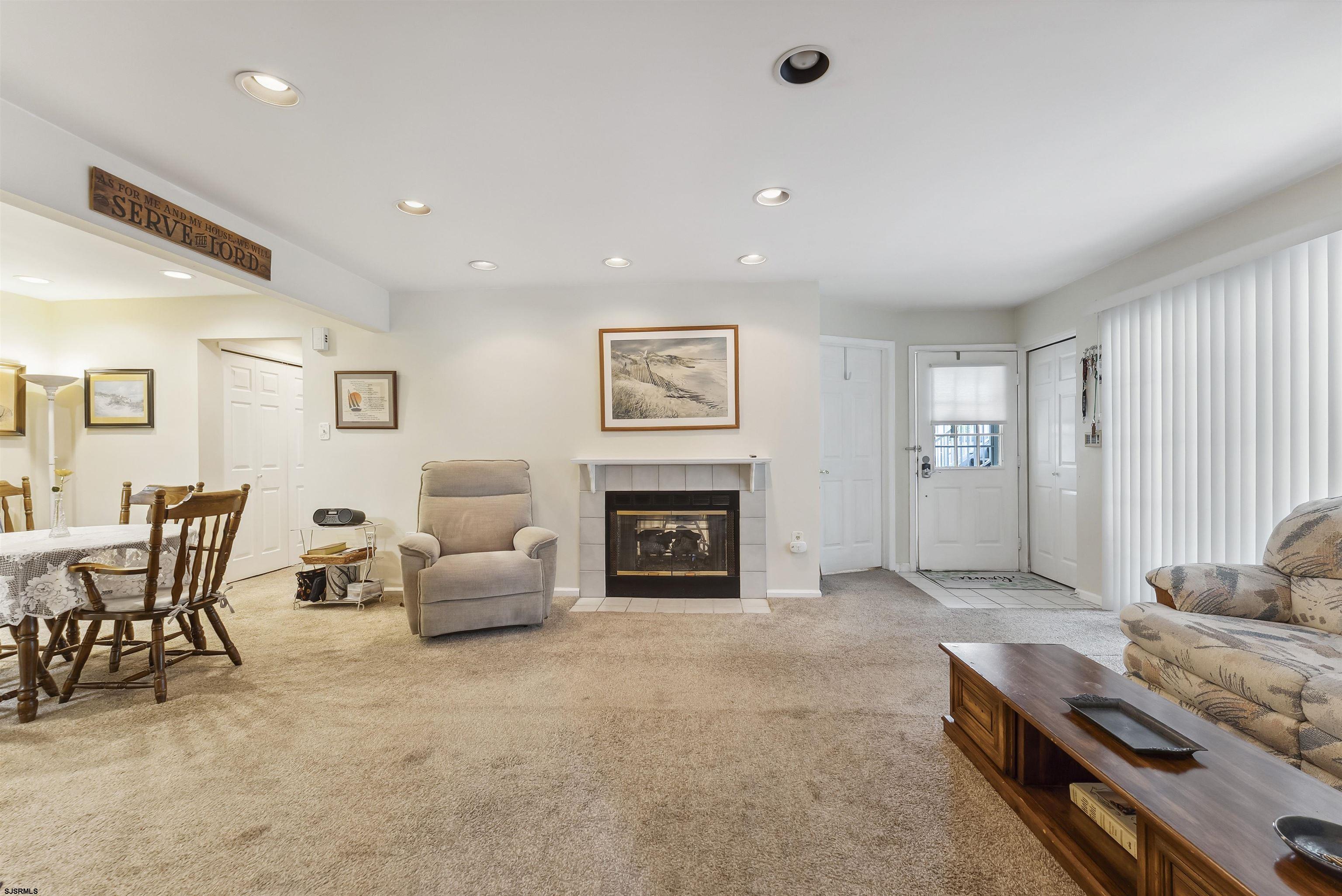 550 Central Ave Unit: B1