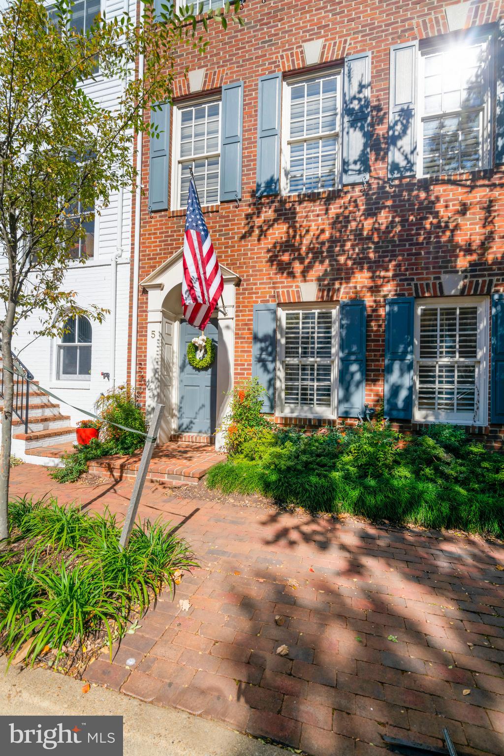 5 Franklin St