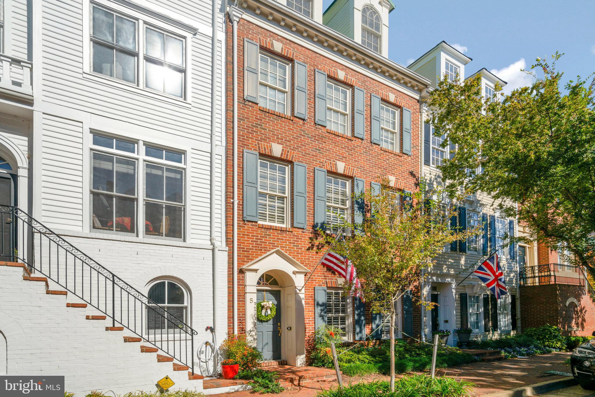 5 Franklin St