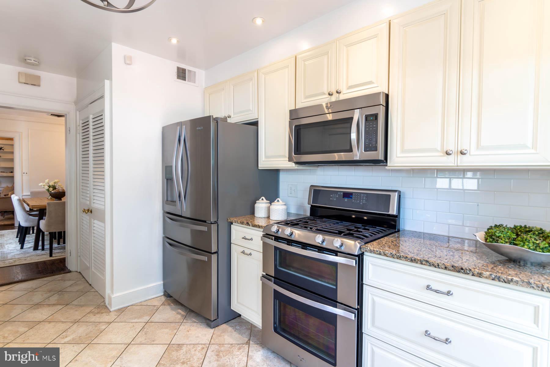 625 S Saint Asaph St S