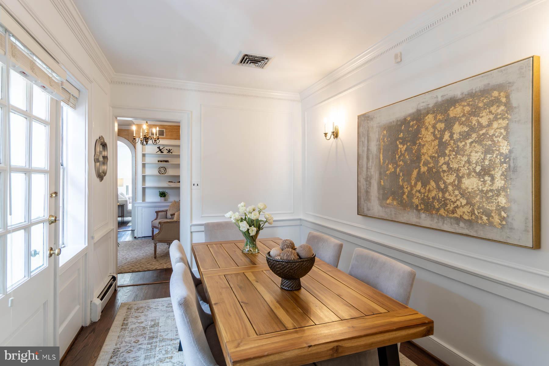 625 S Saint Asaph St S